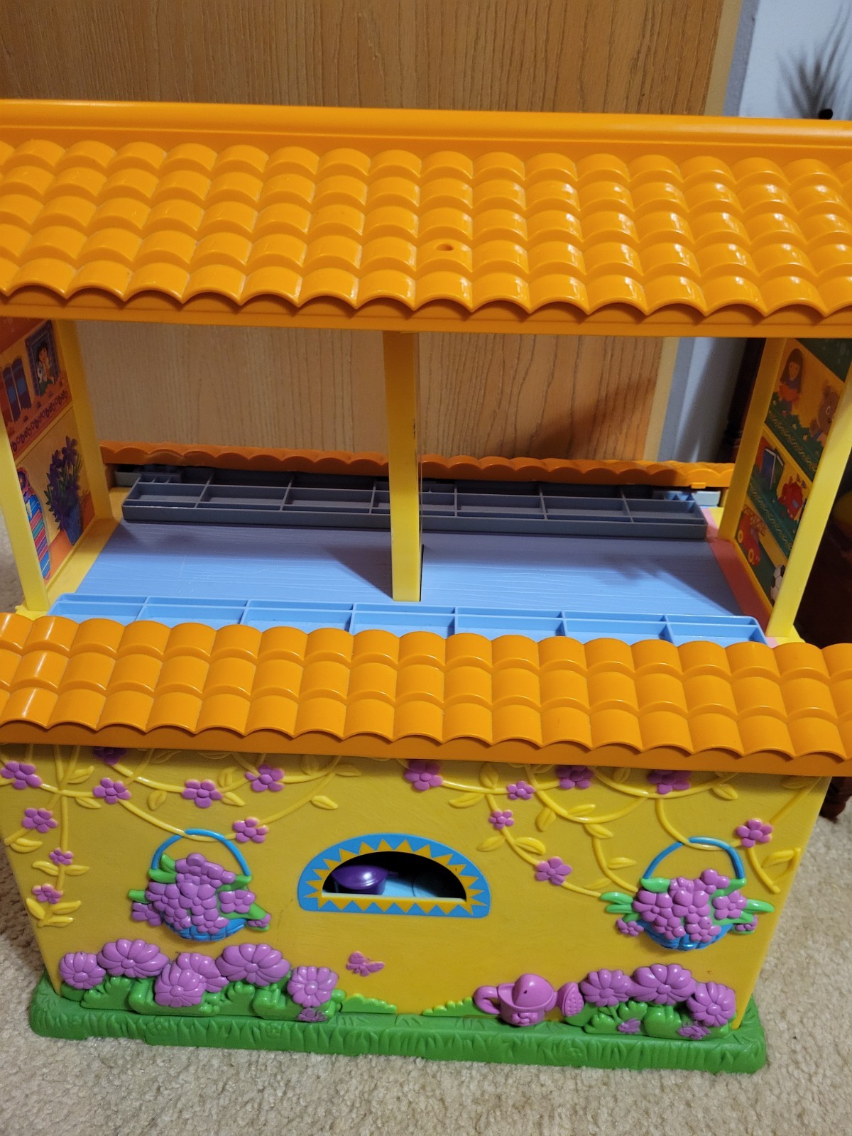 Dora The Explorer Talking Doll Play House 2003 Mom Furniture Works Great!