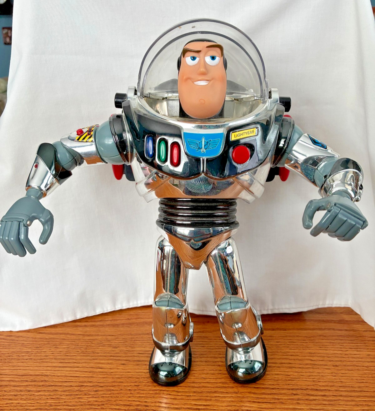 Vintage Toy Story Interstellar Buzz Lightyear – Chrome Thinkway
