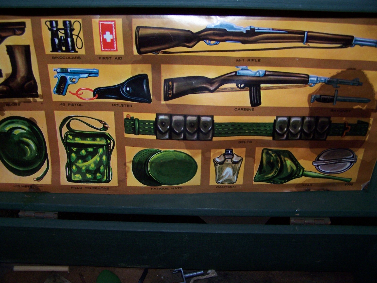 GI JOE 1964 First Issue Foot Locker with Lots accessories from Estate See Photos