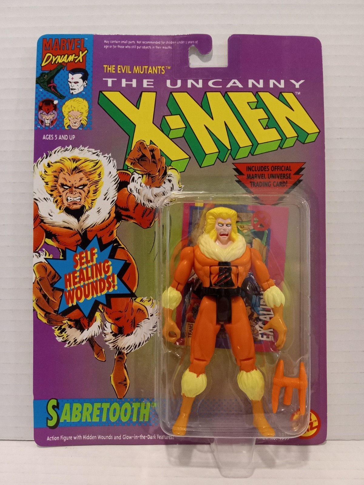 SABRETOOTH ACTION FIGURE – W/SELF HEALING WOUNDS – GREAT MOC – TOY BIZ – 1992