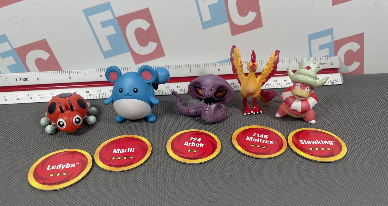 Pokemon 2000 Hasbro TOMY CGTSJ Poke-Pack Ledyba Maril Arbok Moltres Slowking Lot