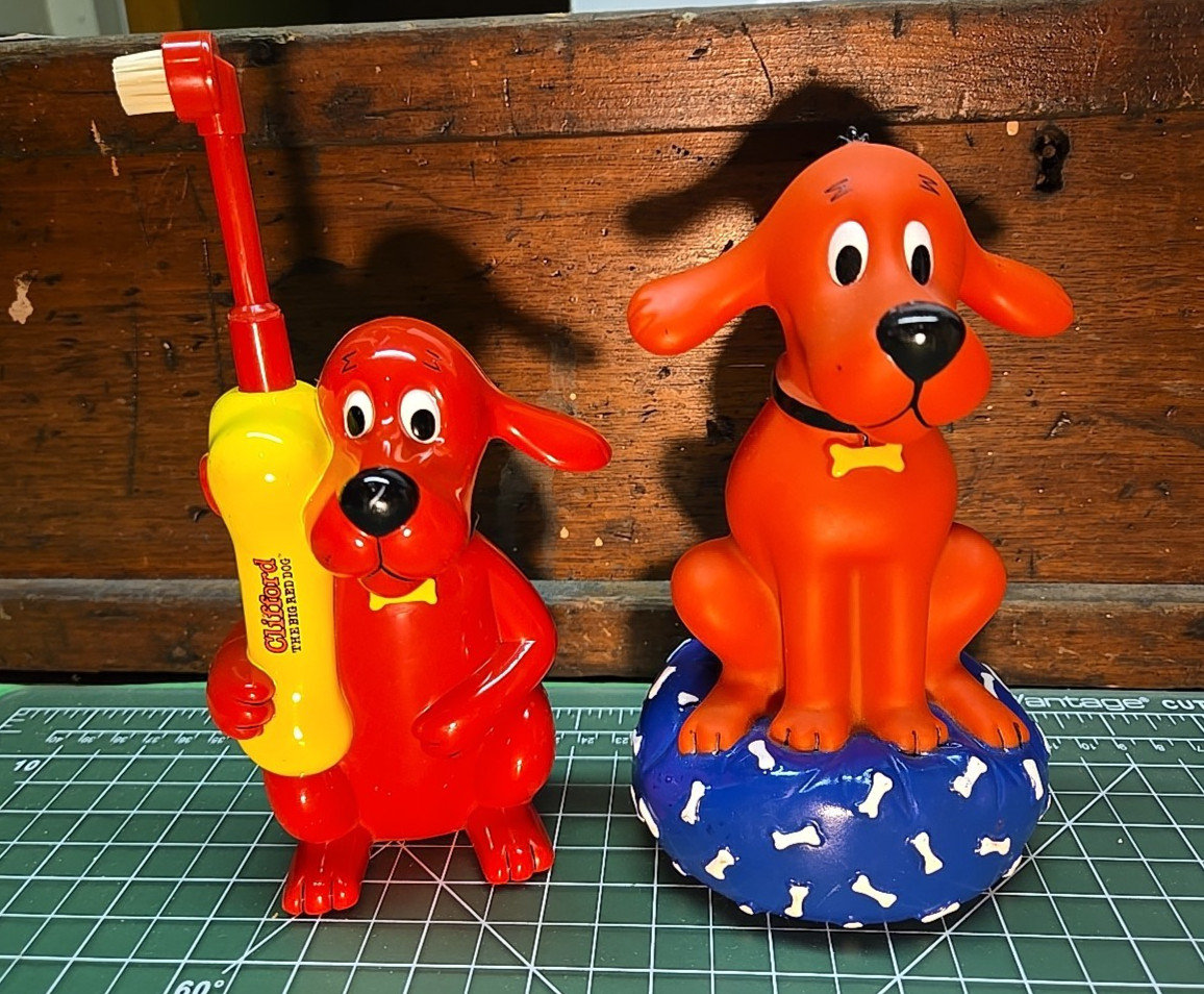 Clifford The Big Red Dog Toothbrush and Light Not Working