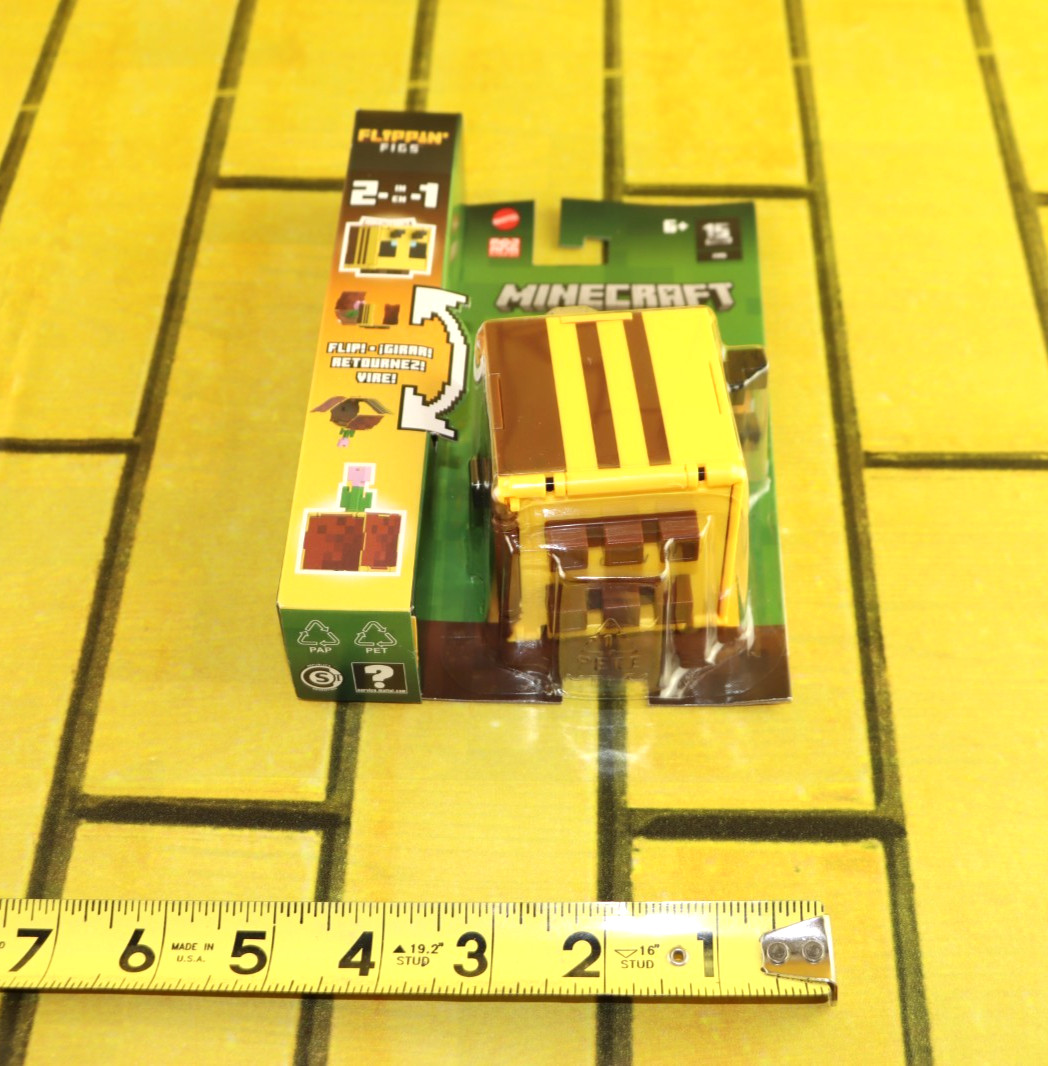 Minecraft Flippin Figs 2-in-1 Bee & Flower Pot Video Game 15 Years Action Figure