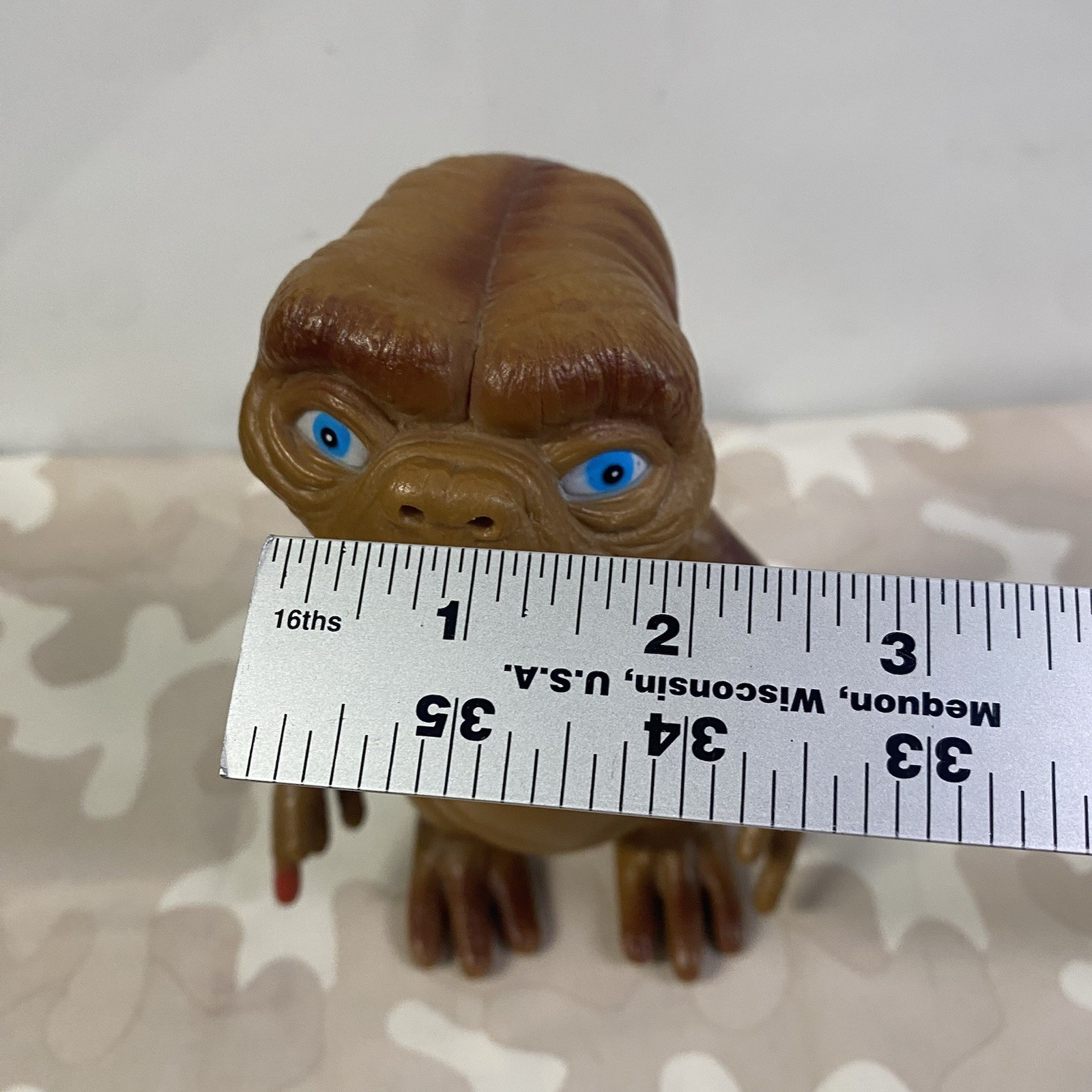 Vintage E.T. Extraterrestrial Action Figure Toy 8&Prime; Spielberg ET LJN 1980s 80s