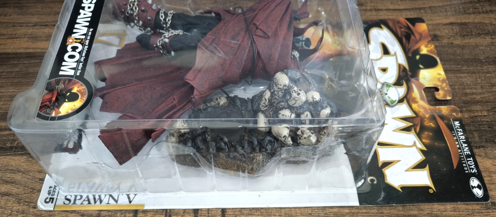 McFarlane Toy&rsquo;s Spawn Classic 2000 Action Figure Series 17 Spawn V