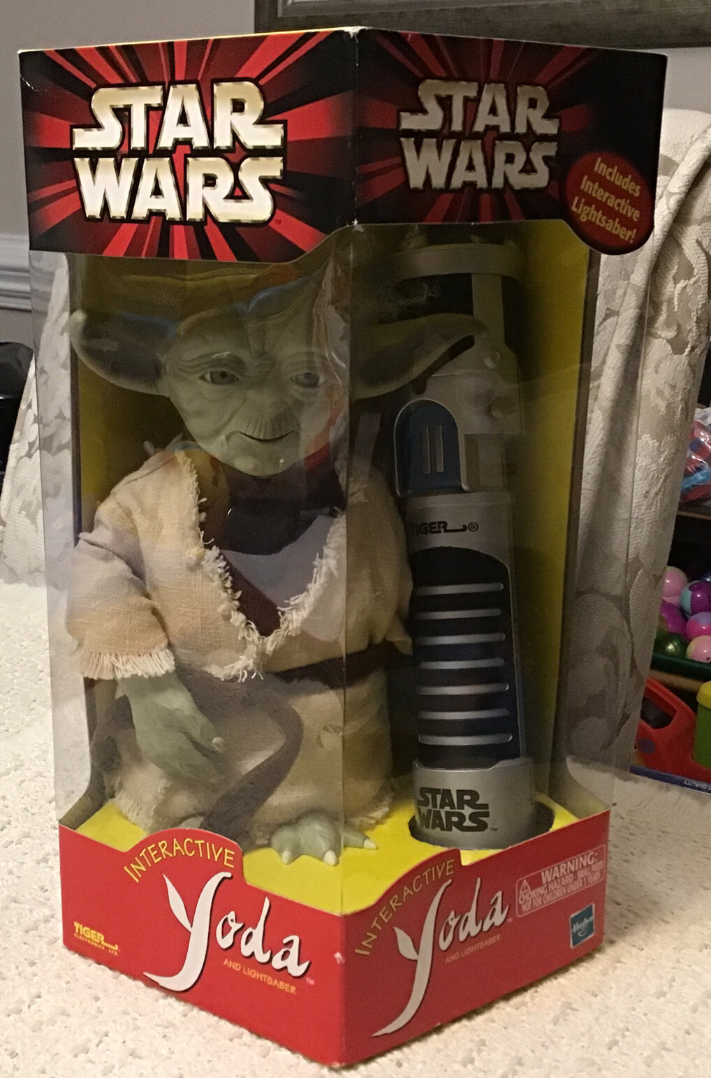 Tiger Electronics Hasbro Star Wars Interactive Yoda with Lightsaber – NEW IN BOX