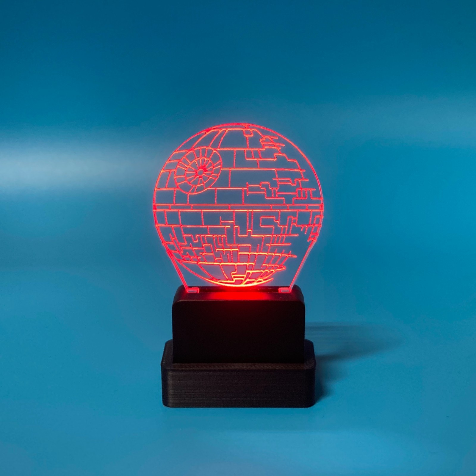 LED Holograms for Star Wars Themed Displays – 3.75&Prime; Scale fits Vintage to Modern