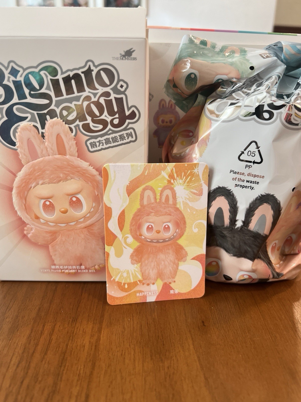 (AUTHENTIC) POP MART LABUBU The Monsters Big Into Energy — HAPPINESS