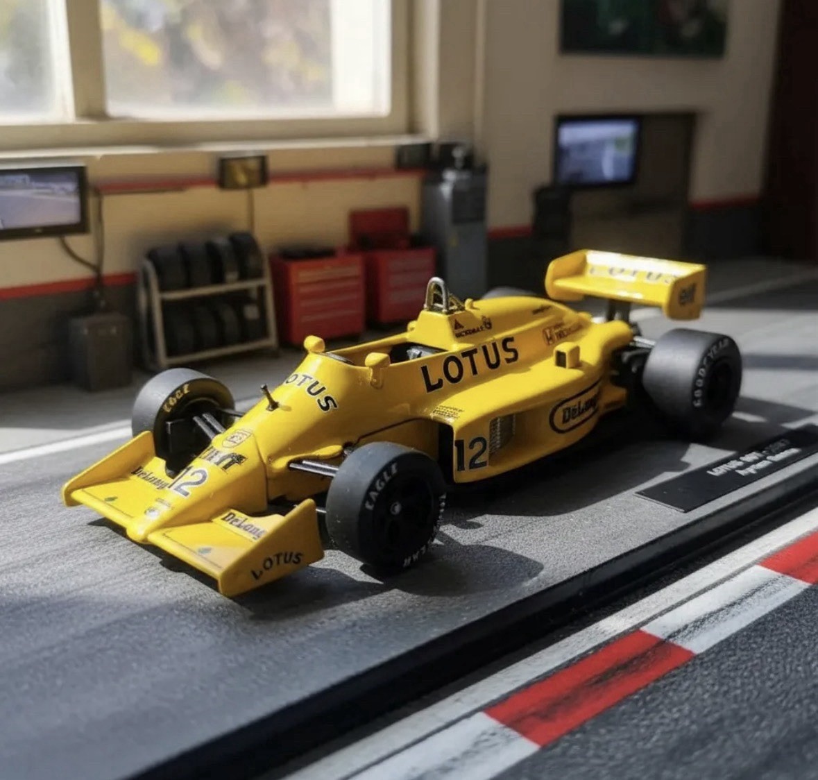 Ayrton Senna Amarillo Lotus 99t – 1987 -Racing Cars – Formula 1 – Salvat