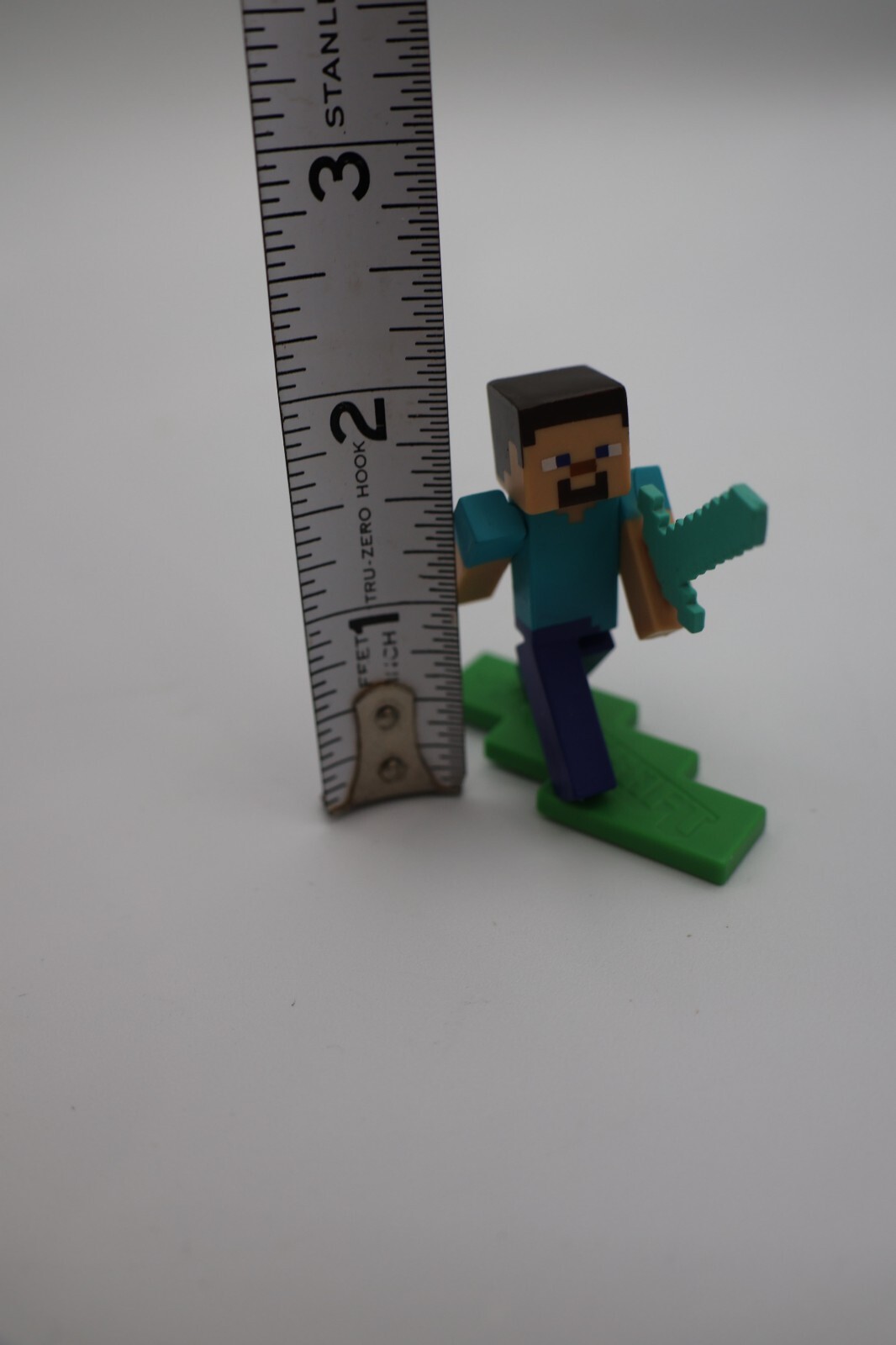 STEVE MINECRAFT MATTEL 2” ACTION FIGURE PLASTIC TOY (Used) Loose- Dut&rsquo;s Deals