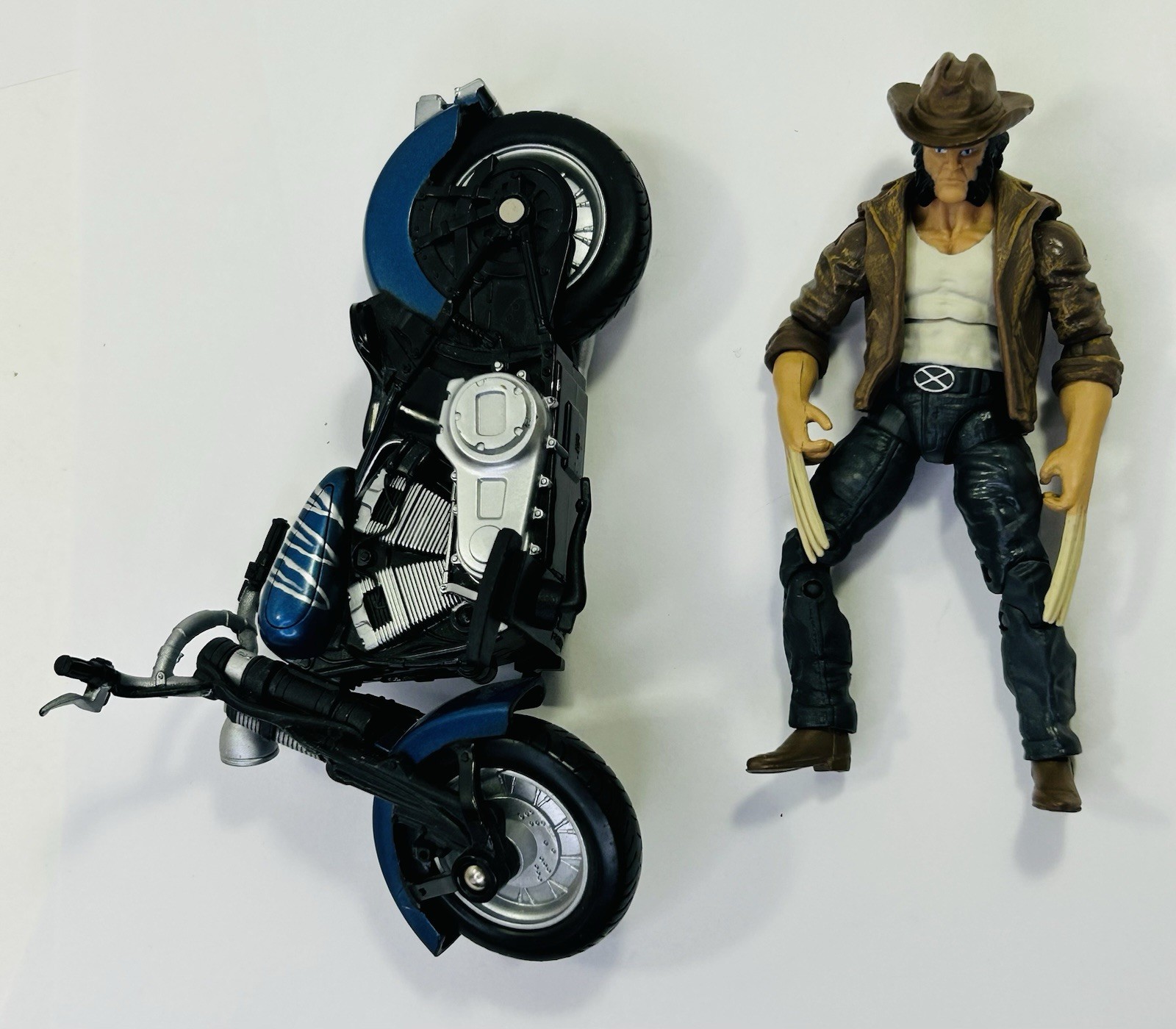 X-Men Origins Wolverine Logan Motorcycle Marvel Universe 1:18 MOC Hasbro 2009