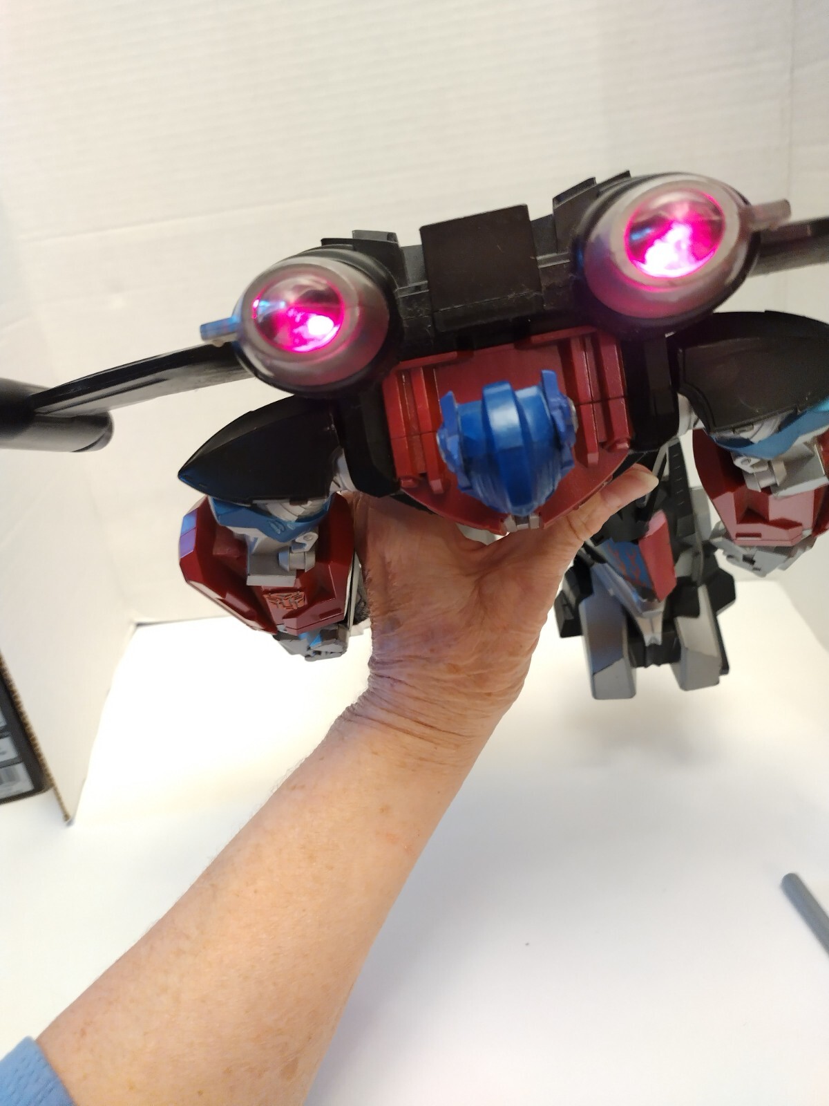 Optimus Prime Mega Power Bot Transformers Light-Up Talking 12&Prime;