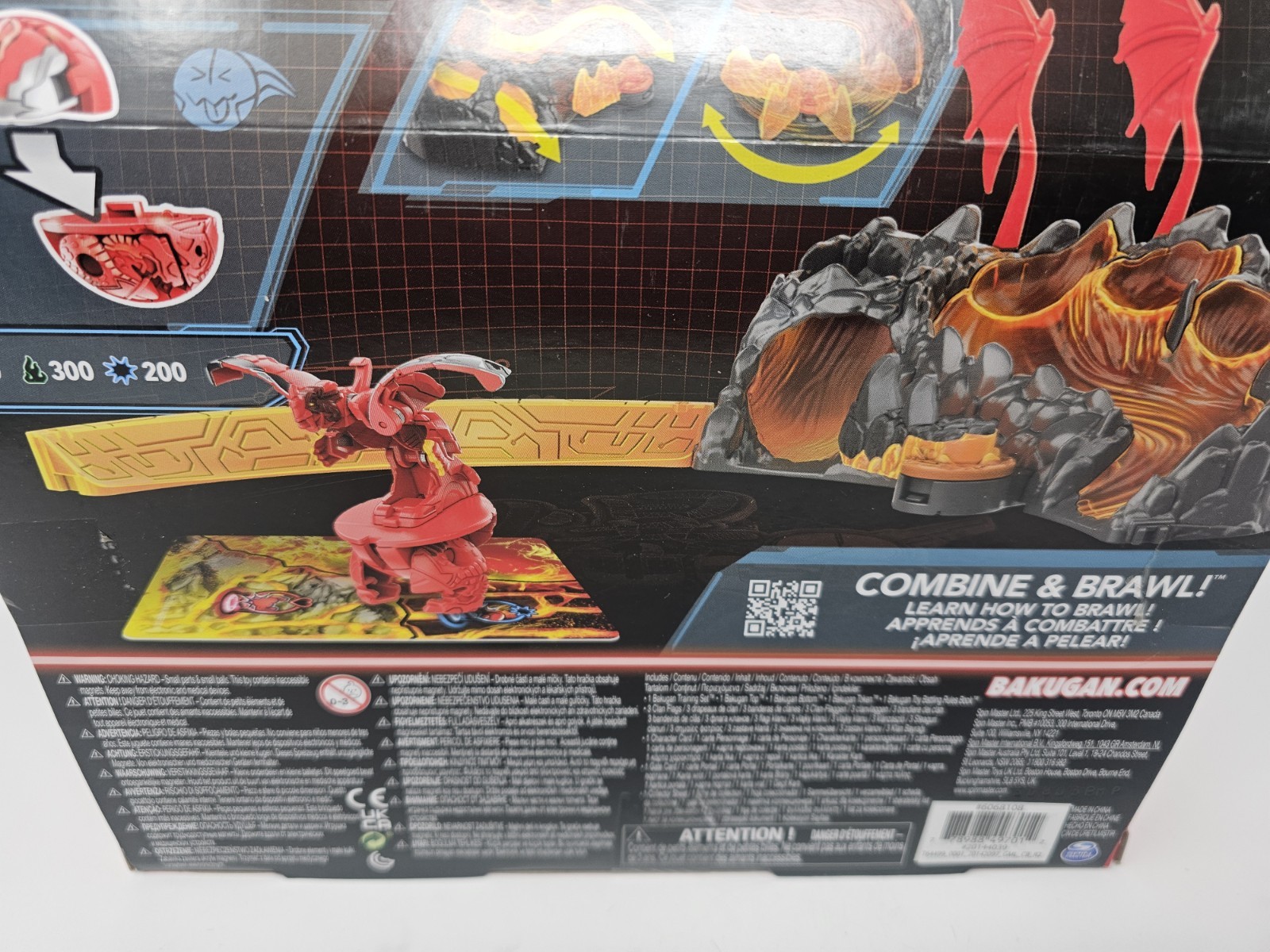 Bakugan Dragon Clan Themed Training Set Customizable Playset with Figures