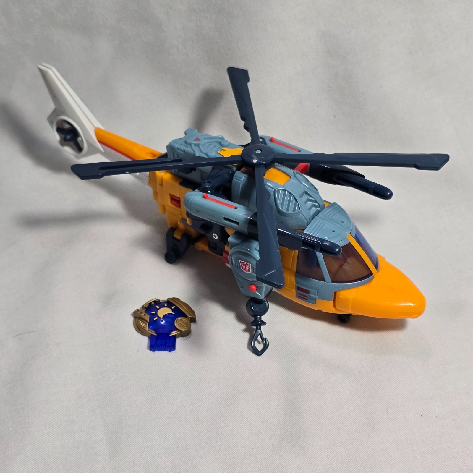 Transformers Cybertron 2005 – Voyager Class EVAC – Complete!!!
