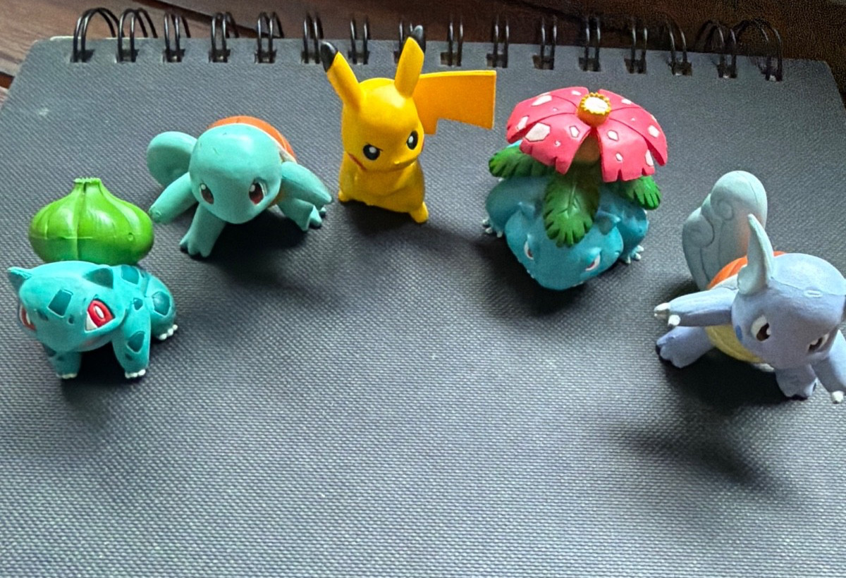 Pokémon Toy Figure Lot of 5- Venusaur Wartortle Pikachu Squirtle Bulbasaur