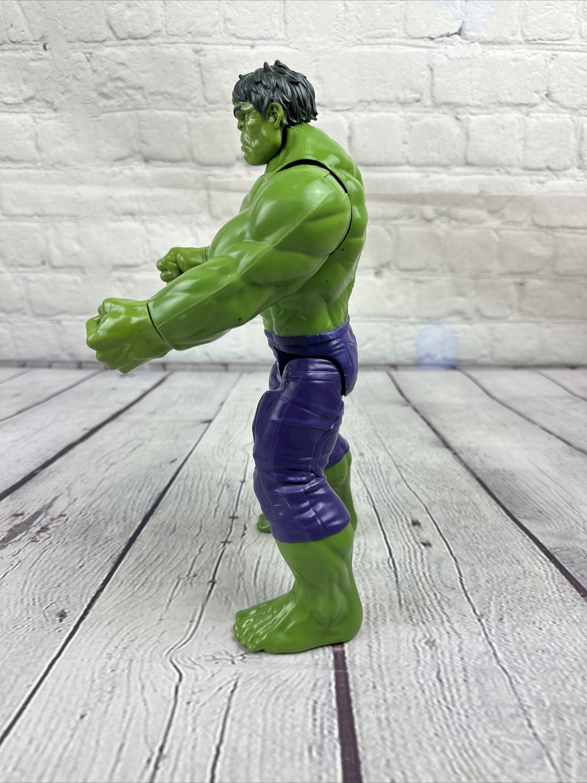 2016 Marvel Legends INCREDIBLE HULK Action Figure Avengers 11&Prime; Tall Poseable toy