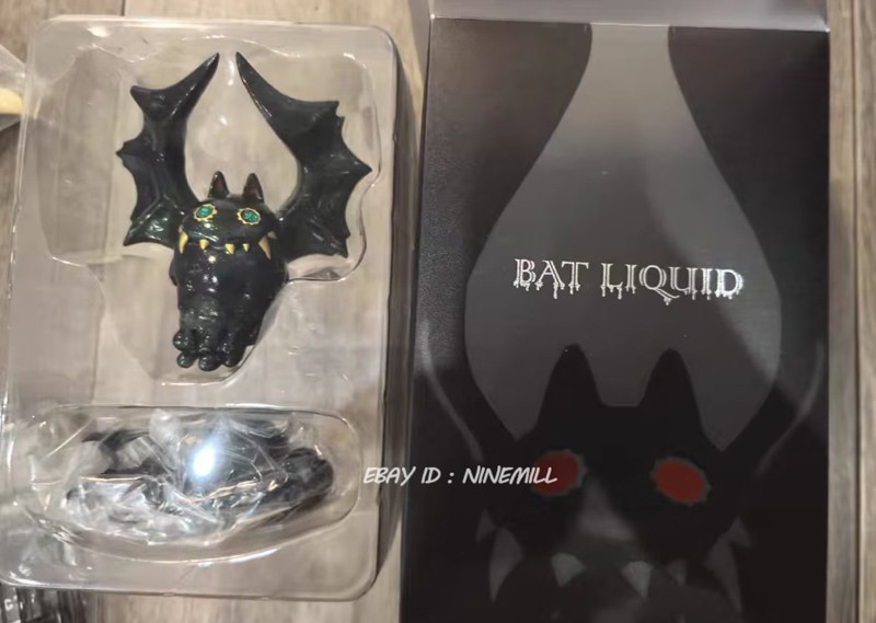 Instinctoy Black BAT Liquid Collection Limited Edition Model Statue New