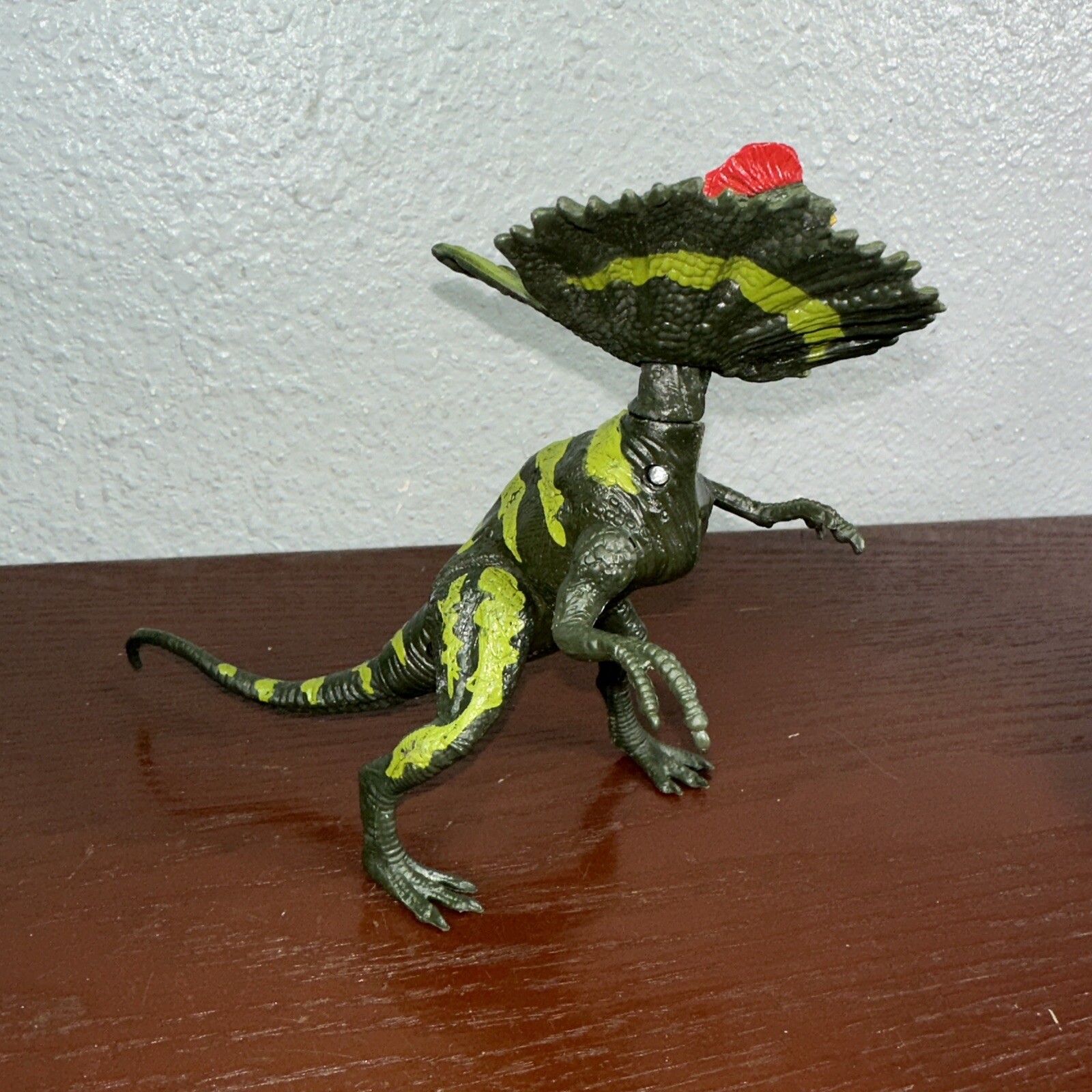 Dilophosaurus Toy Action Figure POSABLE JURASSIC DINOSAURS 6 1/2&Prime; tall Plastic