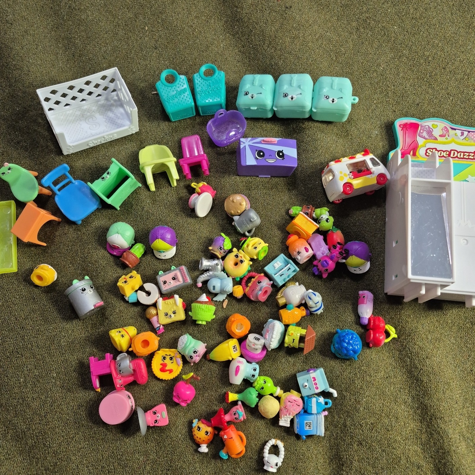 Shopkins Lot Of 83 Random Characters Furniture Baskets, Vehicle