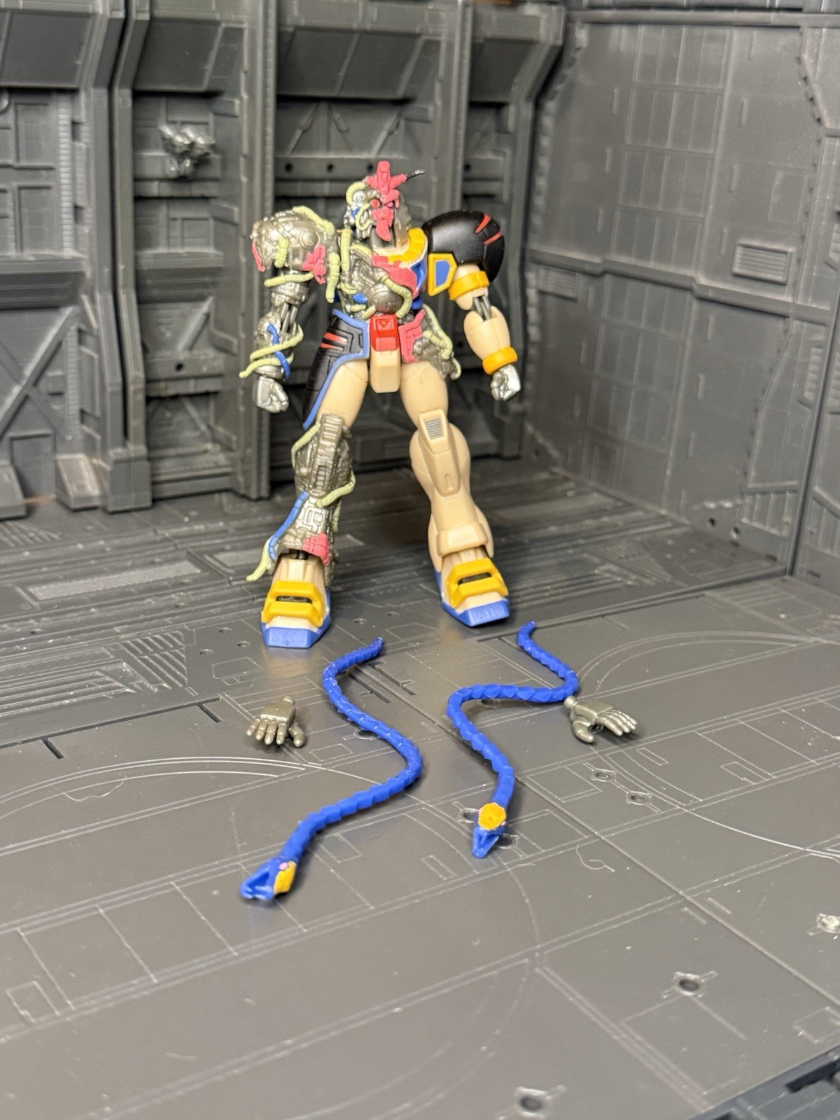 Bandai Battle Mobile Suit Fighter Gundam Battle Scarred Mummy Action Figure Msia