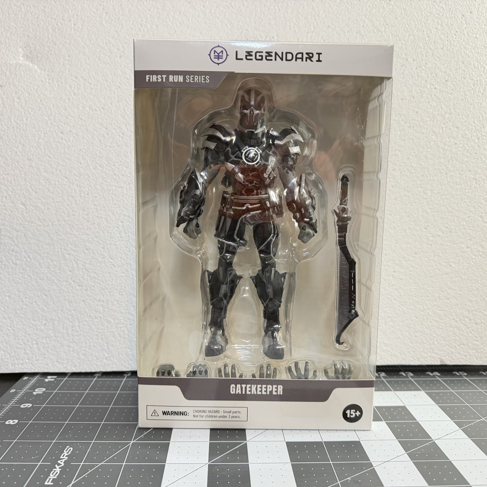 Meta Traveler Legendari Gatekeeper Kickstarter Exclusive Founders Edition