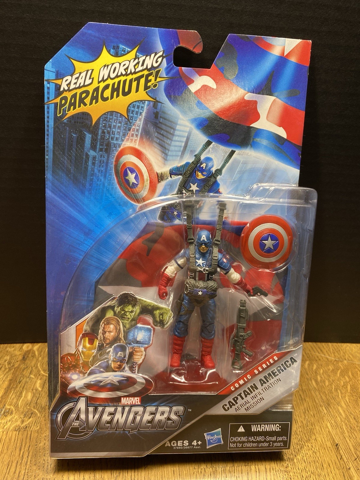 Marvel The Avengers Captain America Aerial Infilltration Mission Figure 2011 New