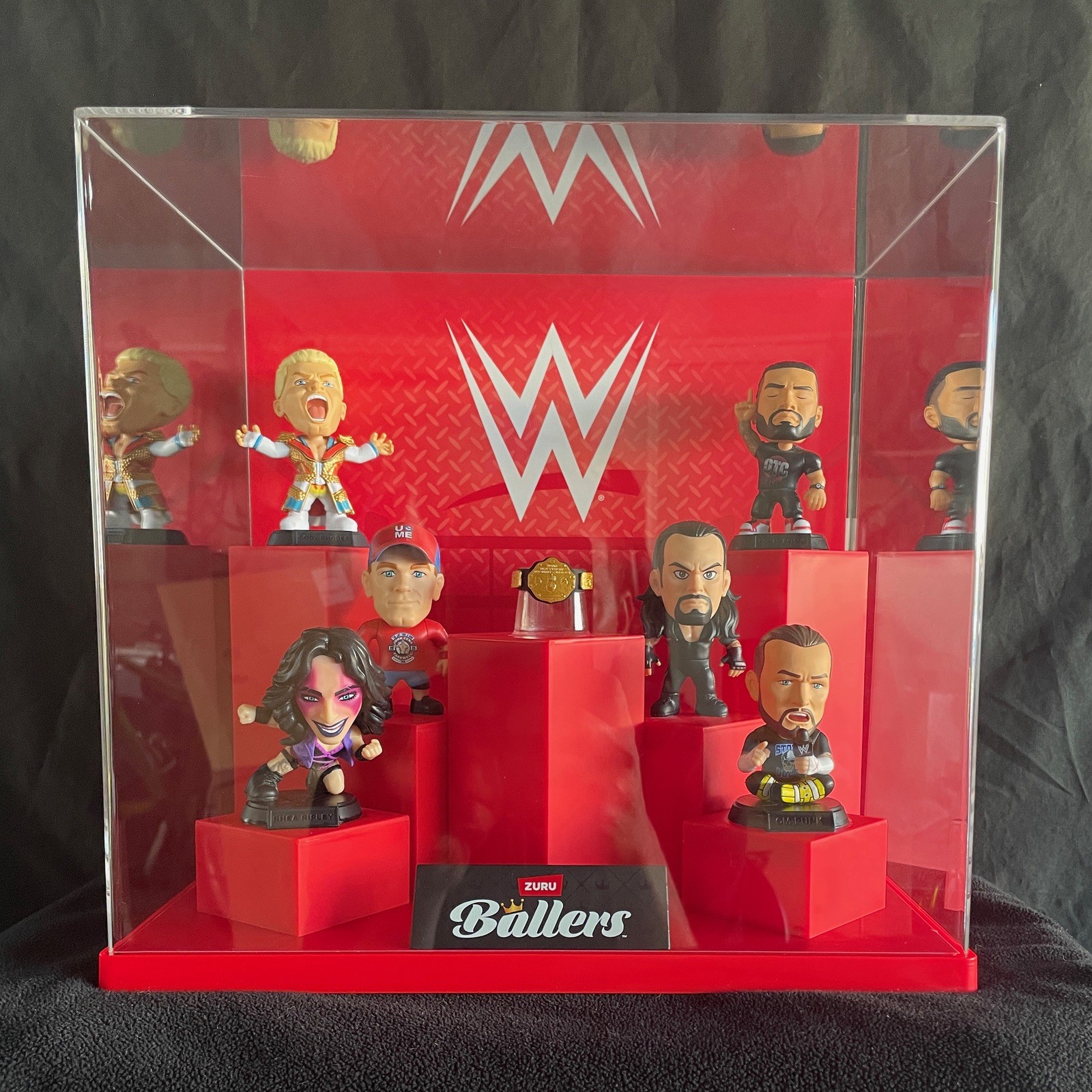 Zuru Ballers 2026 WWE Display Case with ***4 RARE FIGS***, 6 total, & Title Belt