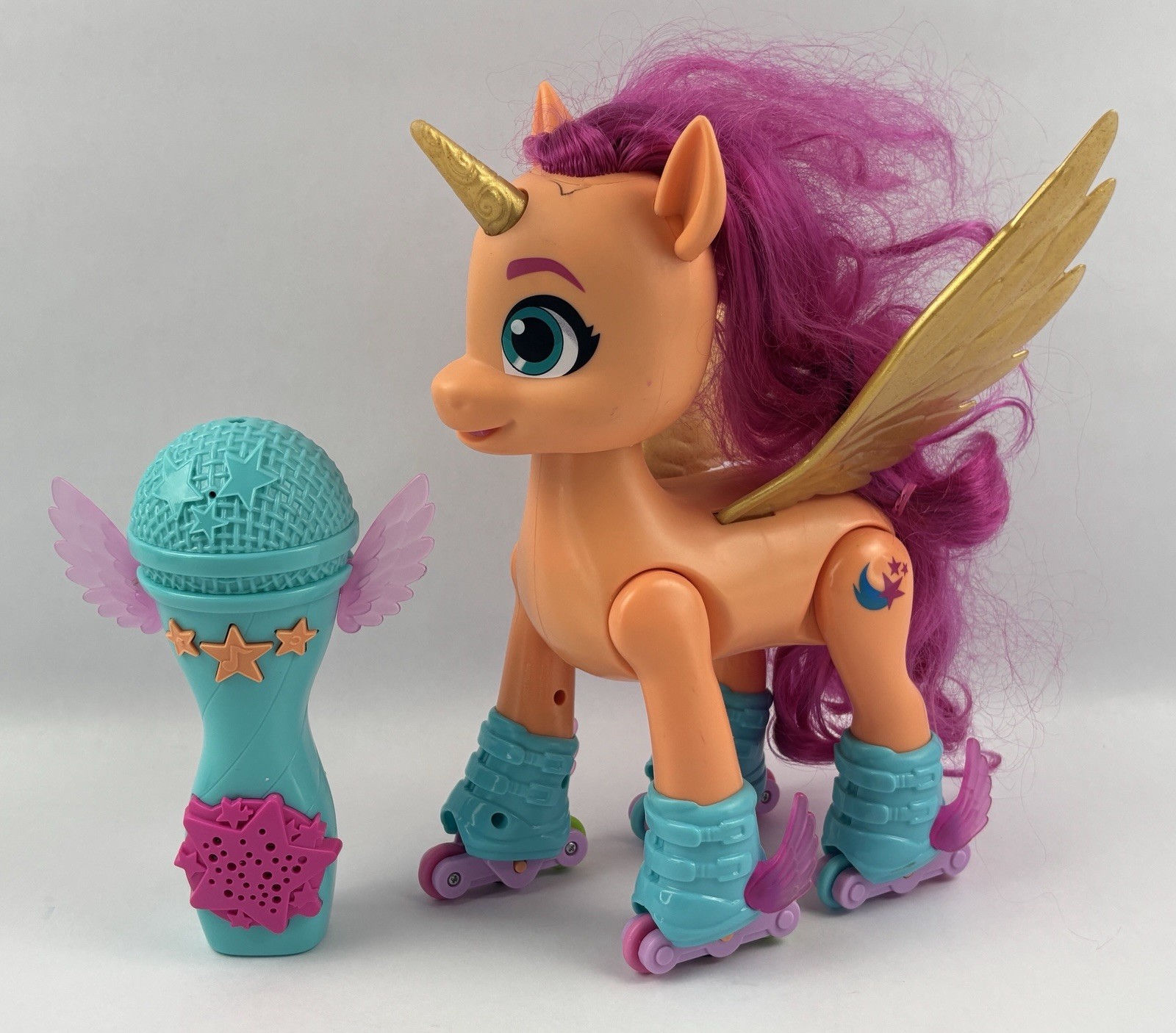 2021 Remote Control My Little Pony Sing &lsquo;N Skate Sunny Starscout