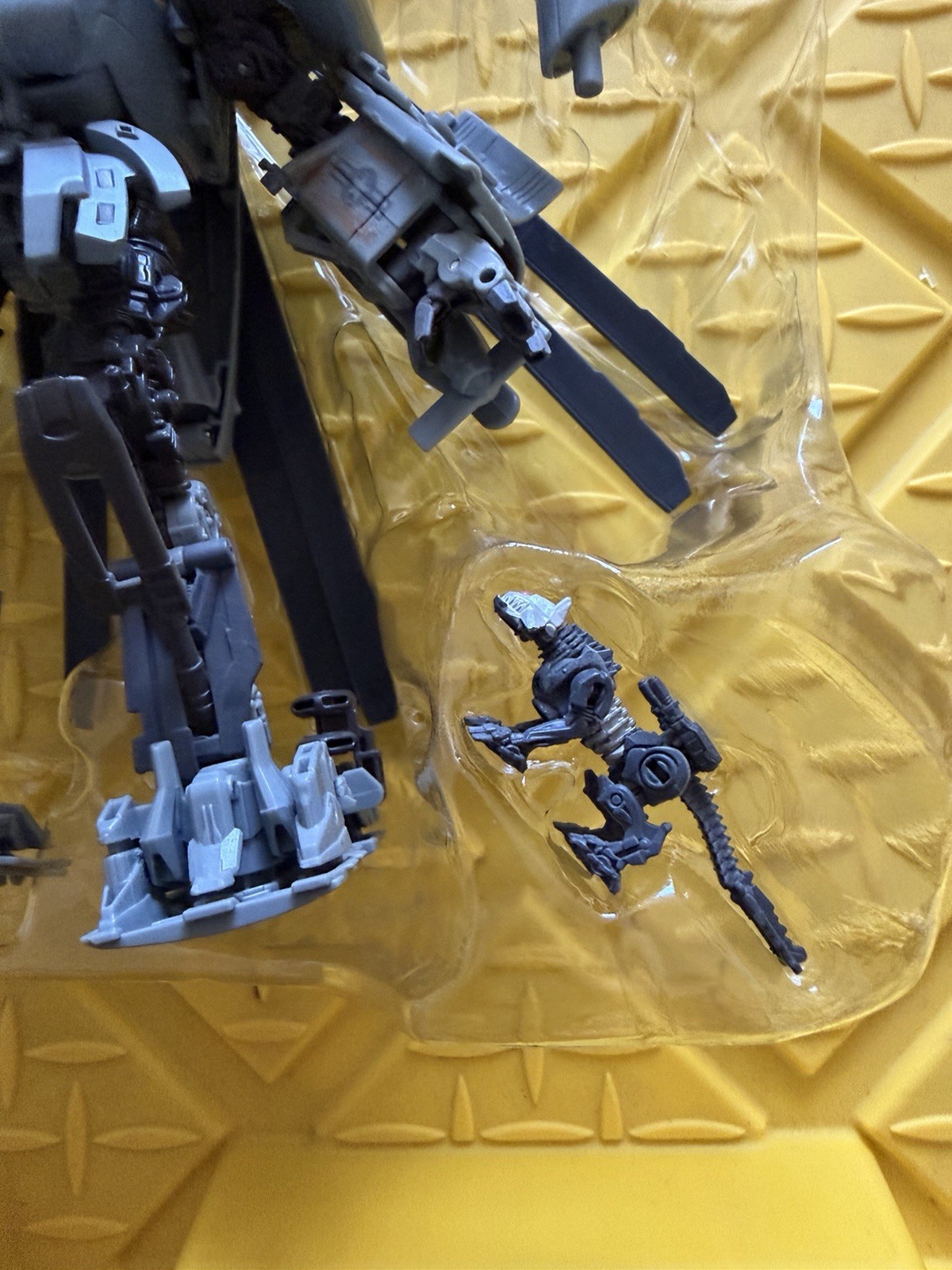 Transformers Studio Series 73 Grindor and Ravage!