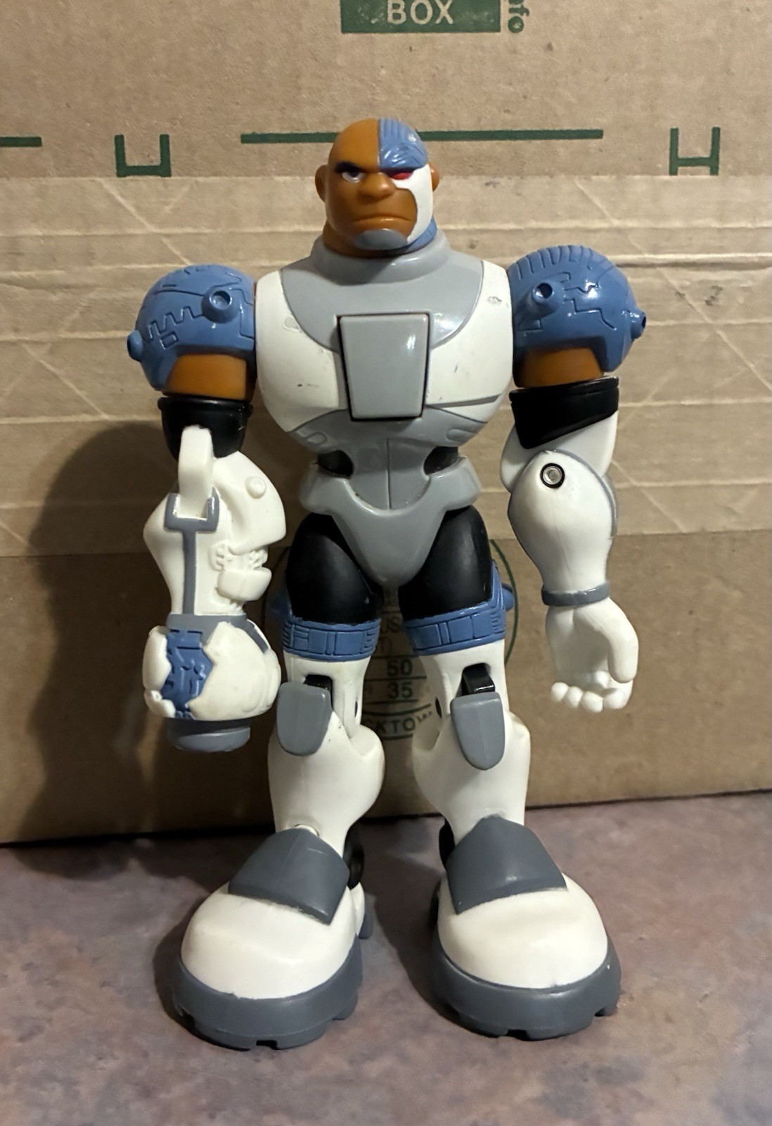 Original DC Teen Titans Go Action Sound Cyborg 5&Prime; Action Figure Bandai