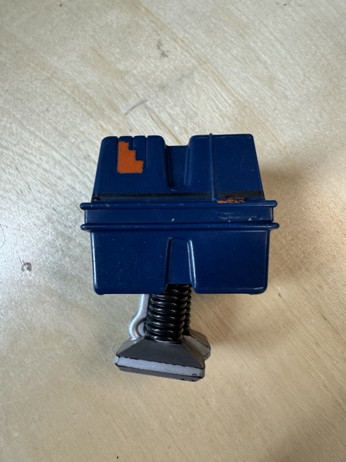 Star Wars 1978 Power Droid Action Figure – Missing Top Rubber Exhaust