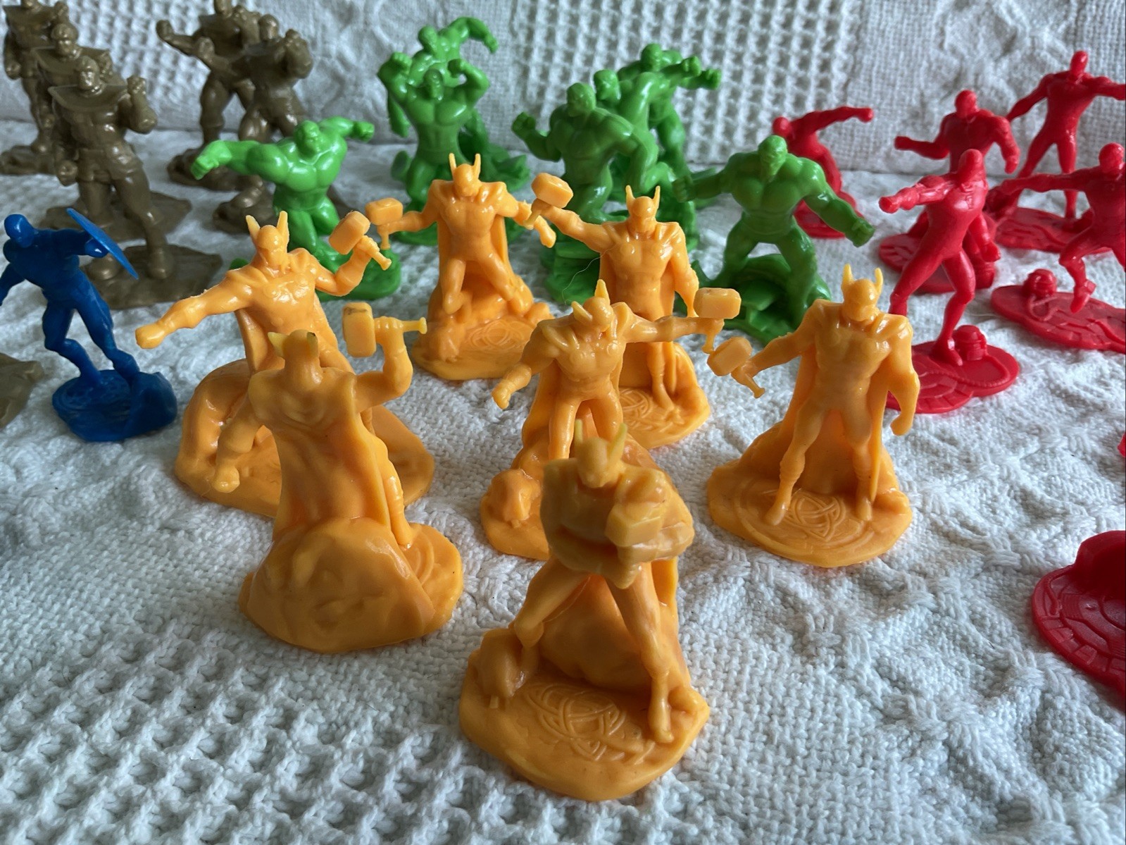 39 Marvel Action Figure Cake Topper/ Diorama Figures Gold Yellow Red Green Blue