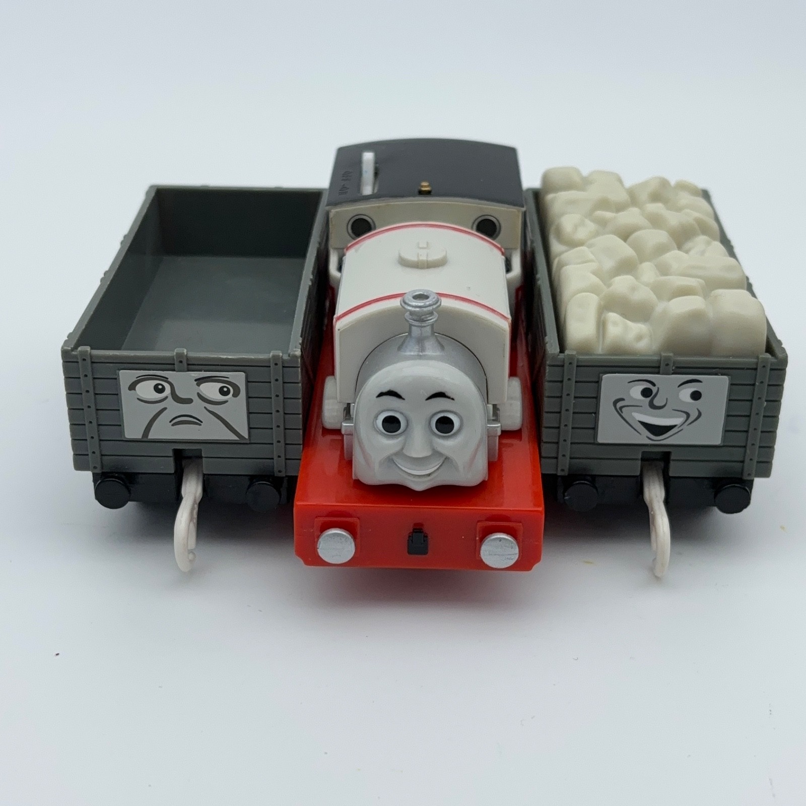 Thomas Trackmaster Hit Toy Stanley WORKS VIDEO Motorized Troublesome Truck Cargo