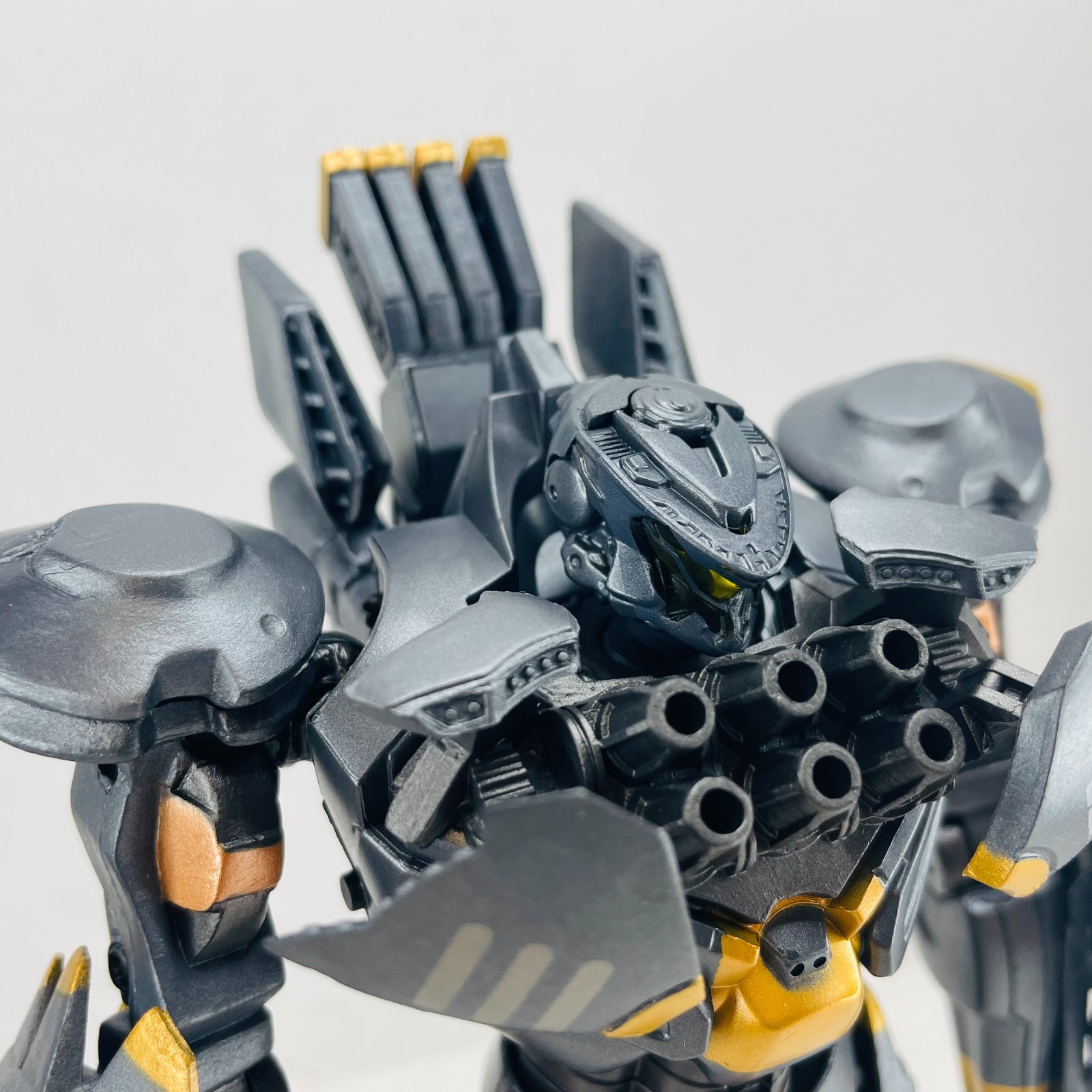 Crimson Typhoon Jaeger 7&Prime; Movable Action Figure Toy Statue Pacific Rim Gift Box