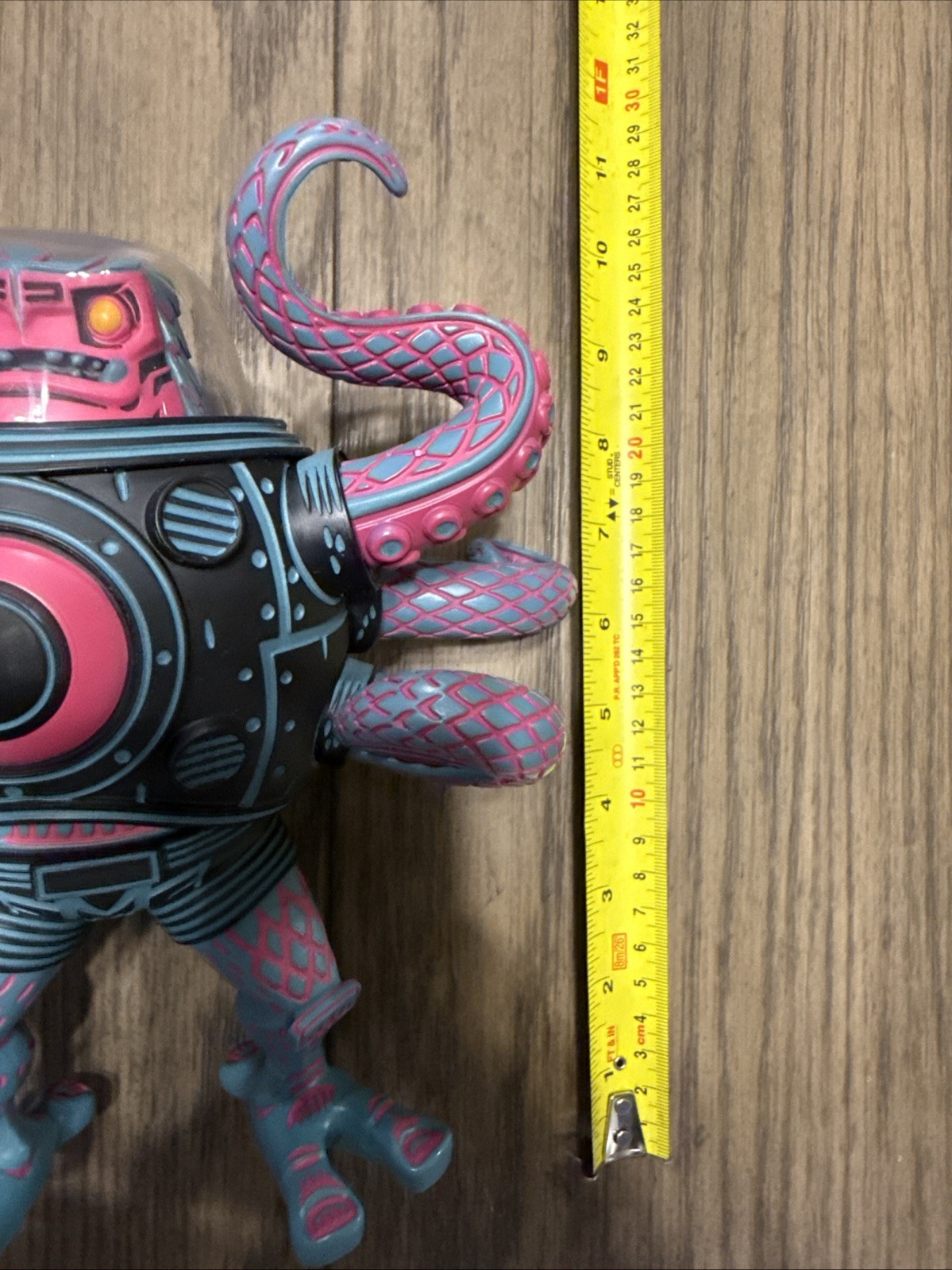 Skybound Attack Peter Takoro Sofubi Soft Vinyl Kaiju Figure Mondo Exclusive Toy