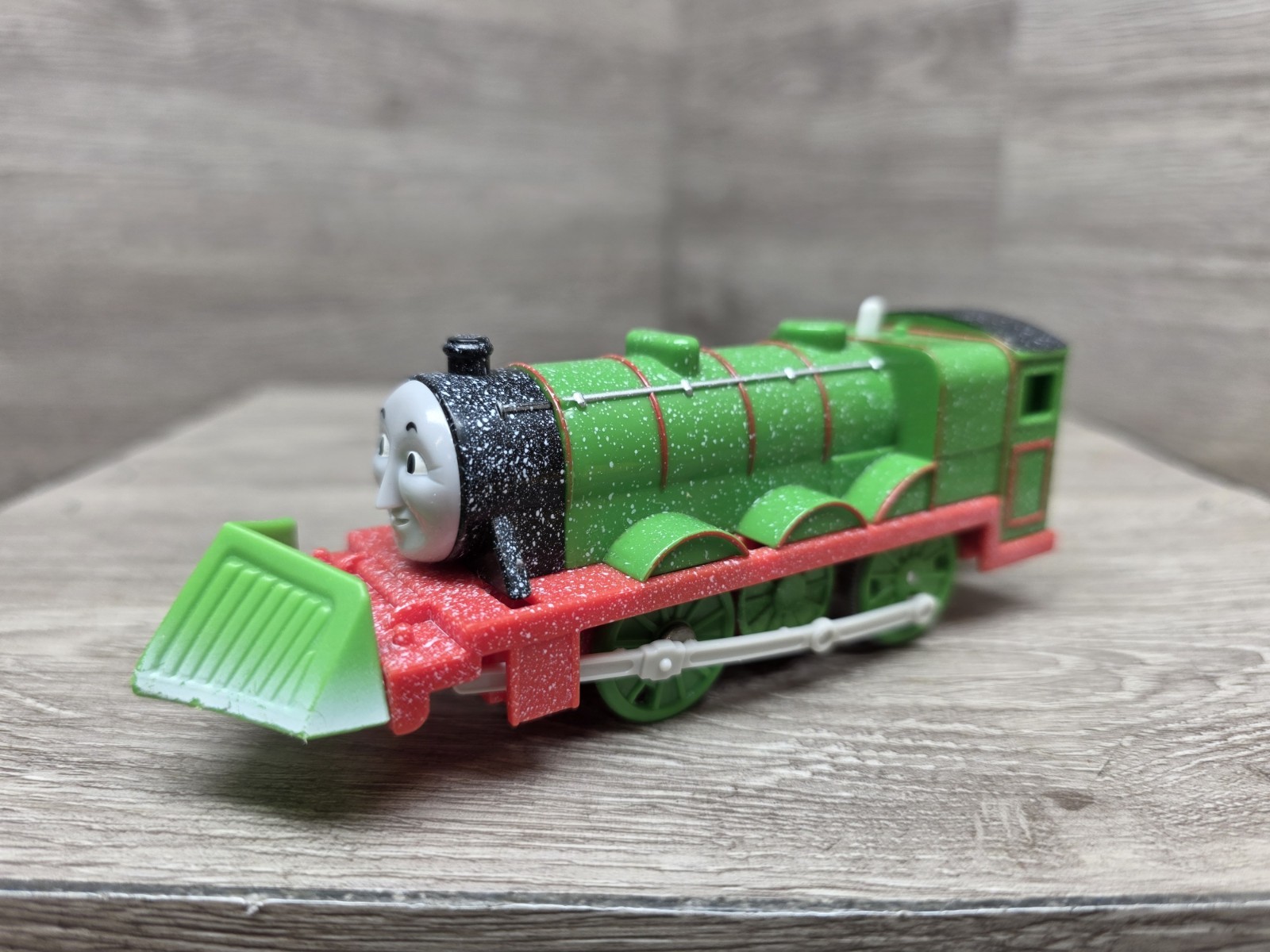 Thomas & Friends Trackmaster Motorized Snow Clearing Henry Train Engine Tested!!