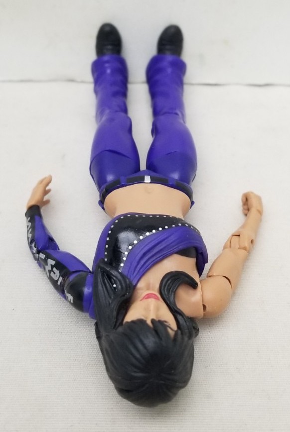 Loose 2011 Mattel 6.5&Prime; WWE Basic Series 15 « Layla El #13 » 1st In The Line Figure