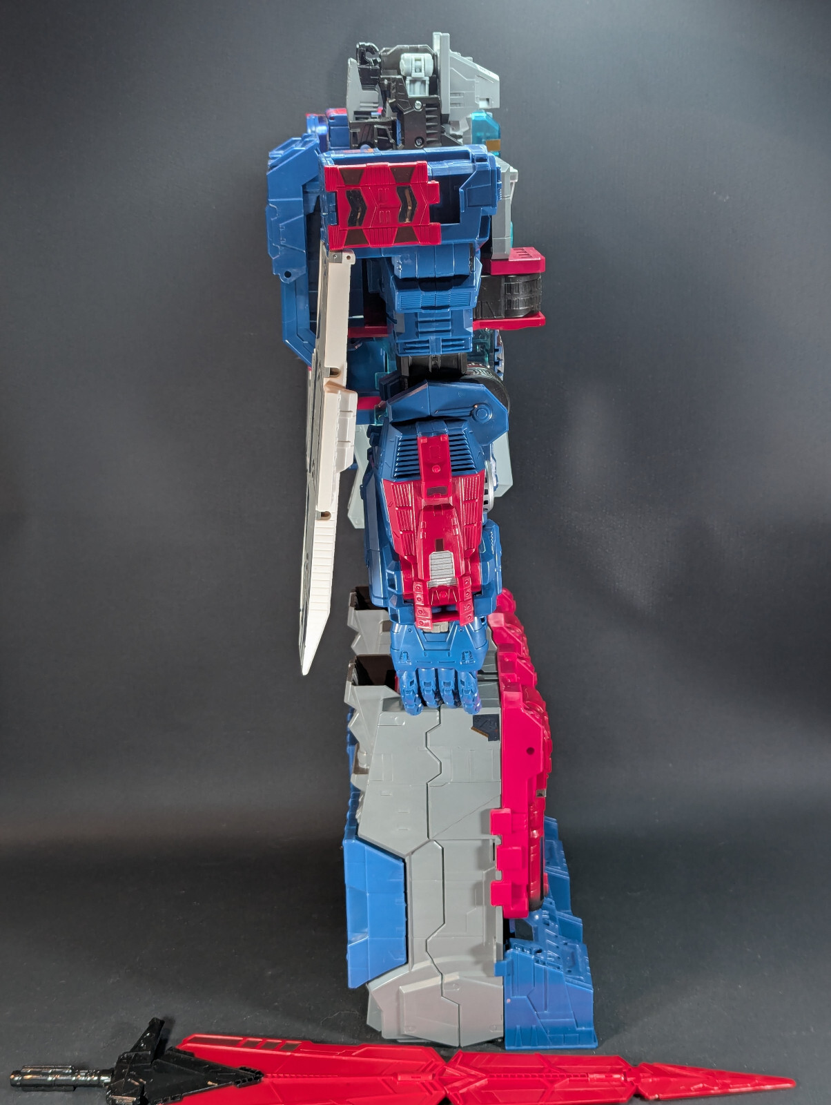 Transformers SDCC Titans Return Fortress Maximus complete Hasbro 2016