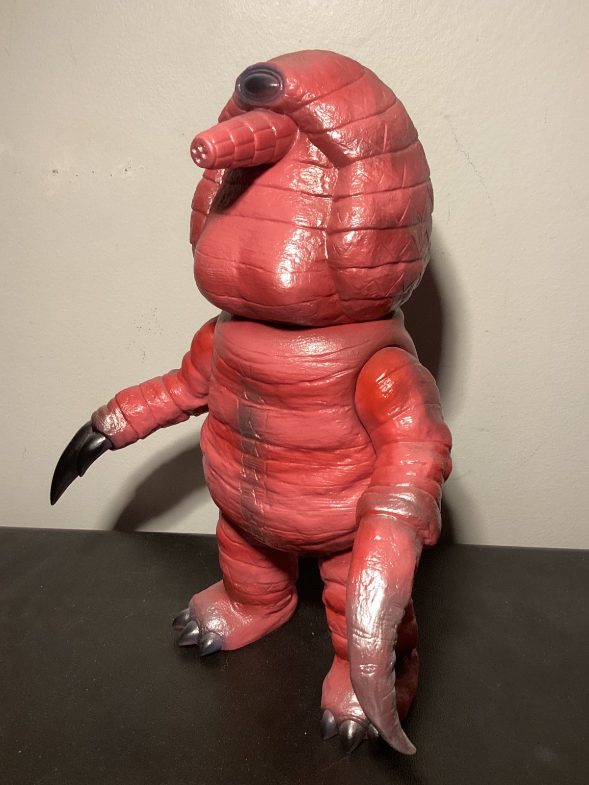 MEDICOM RETRO SOFUBI KIKAIDER PINK ARMADILLO DESTRUCTOID TOEI Bullmark Zollmen