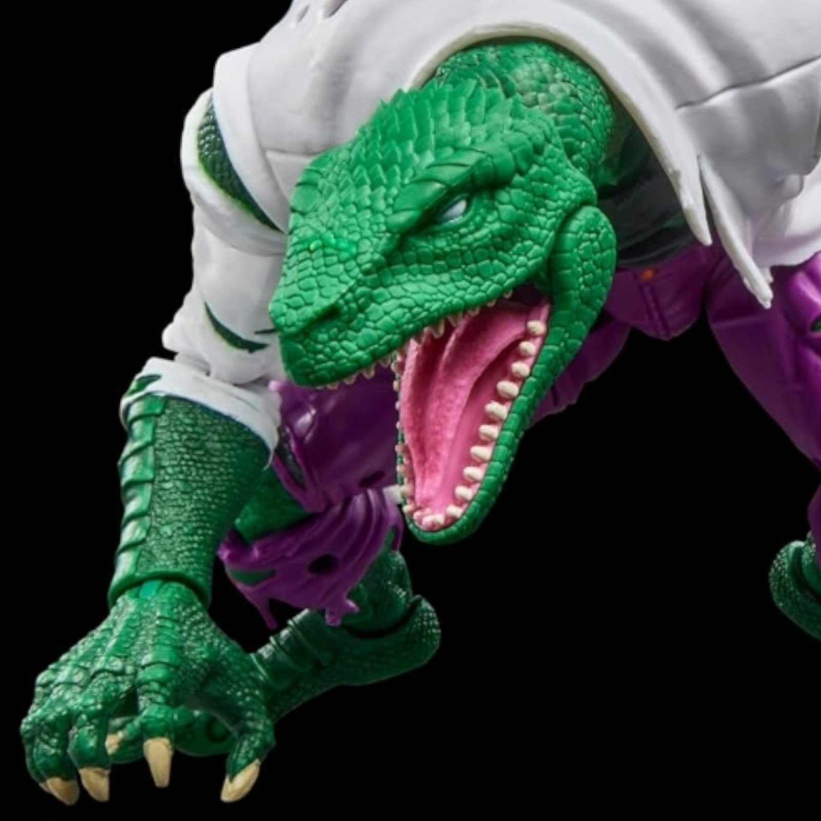 Spider-Man Marvel Legends Series Marvel&rsquo;s Lizard 6&Prime; Exclusive Figure In Hand