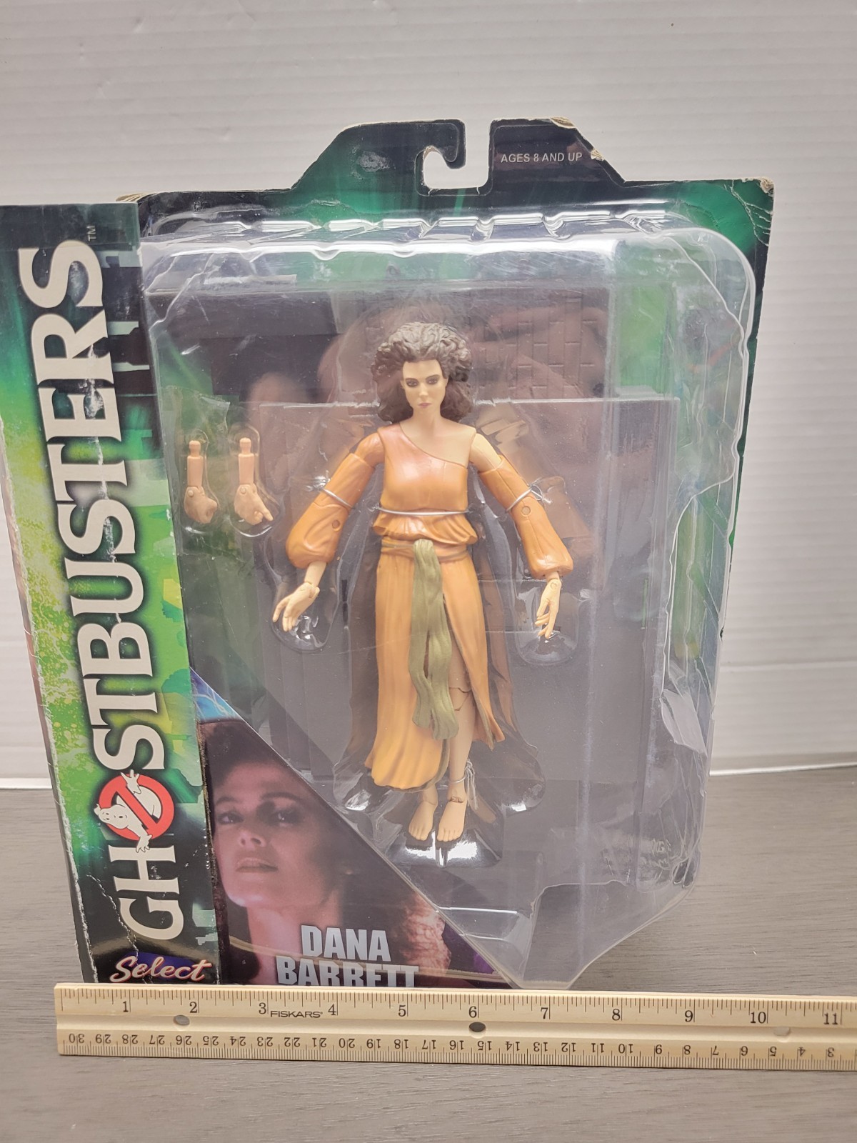 Diamond Select Ghostbusters Select Series 2 Dana Barrett Action Figure