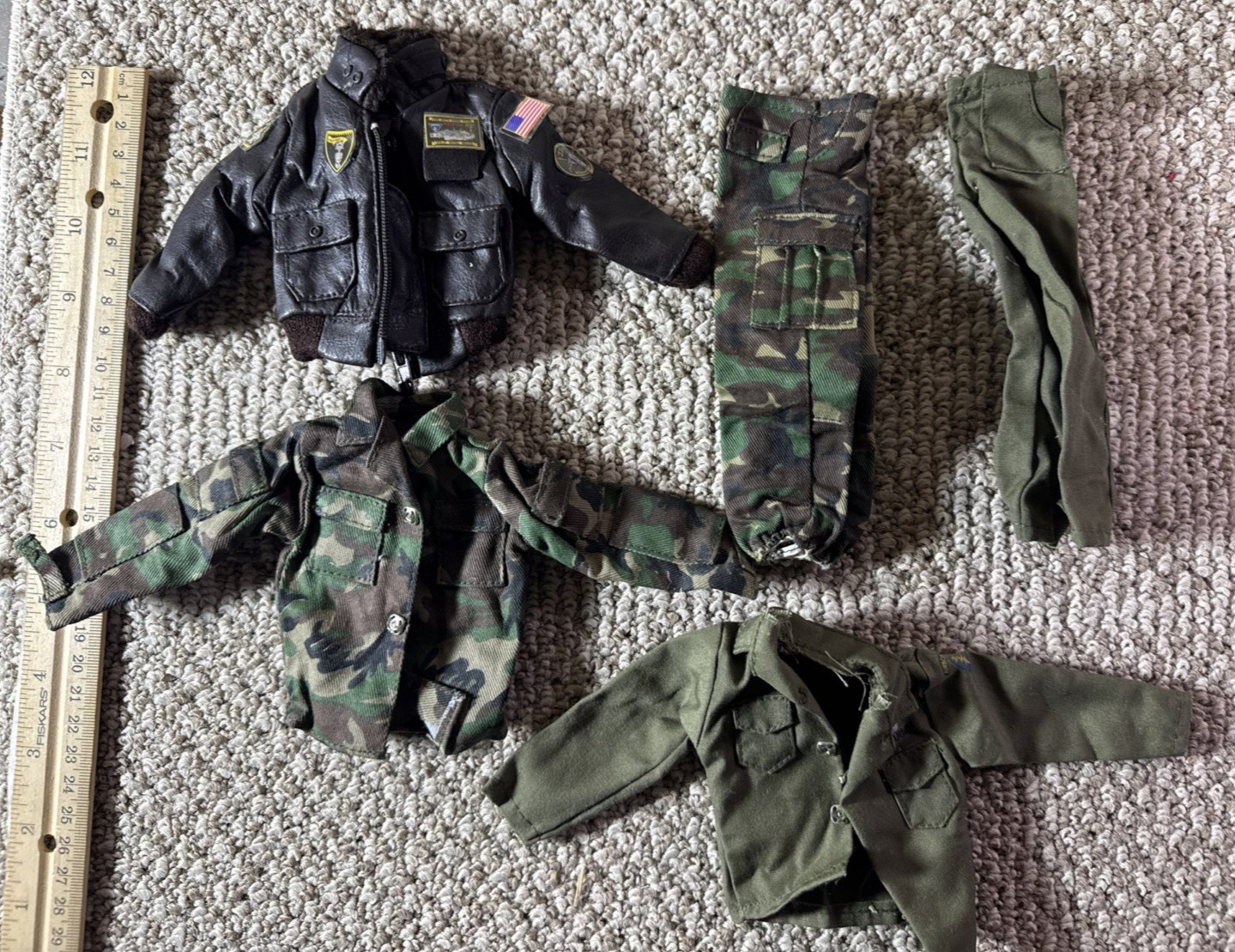 12&Prime; ACTION FIGURES – CLOTHES LOT