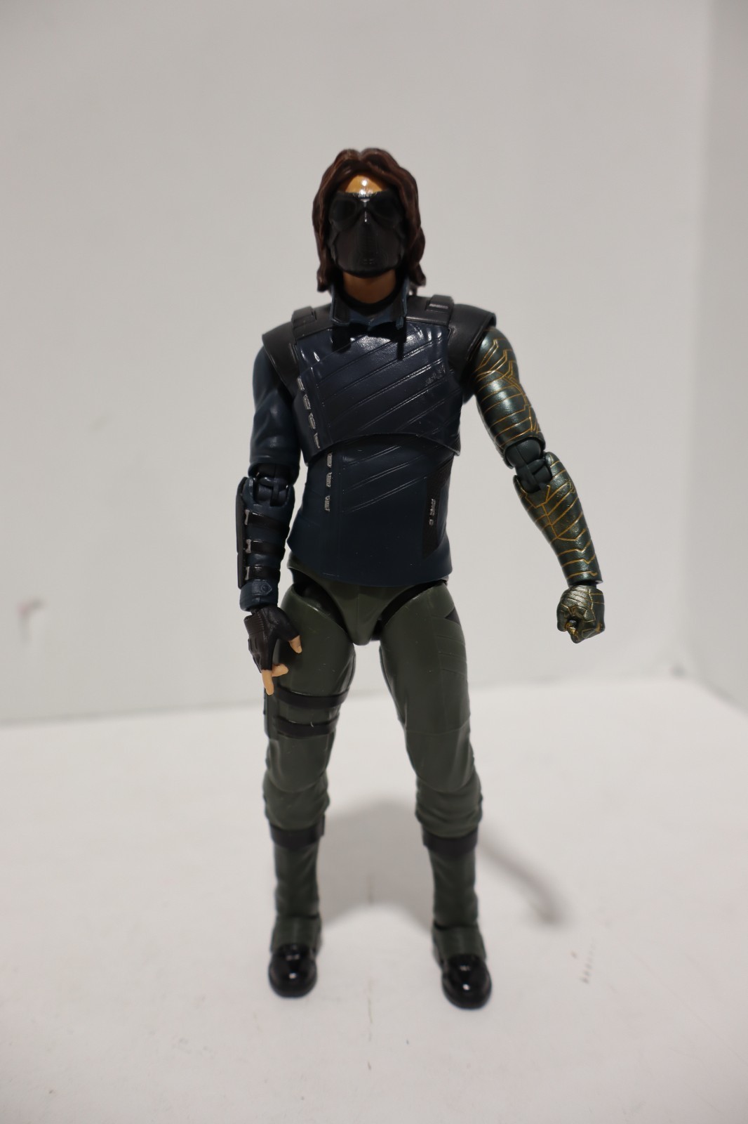 Bandai S.H. Figuarts Bucky Barnes Marvel&rsquo;s Infinity War