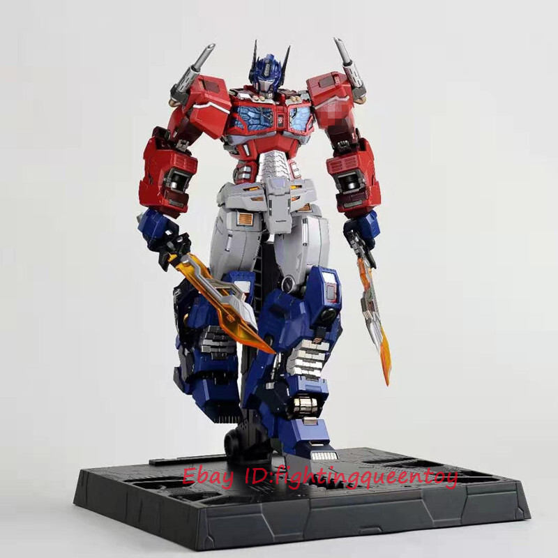“Commander Improved Ver. MuscleBear 04 Transformation Model – INSTOCK”