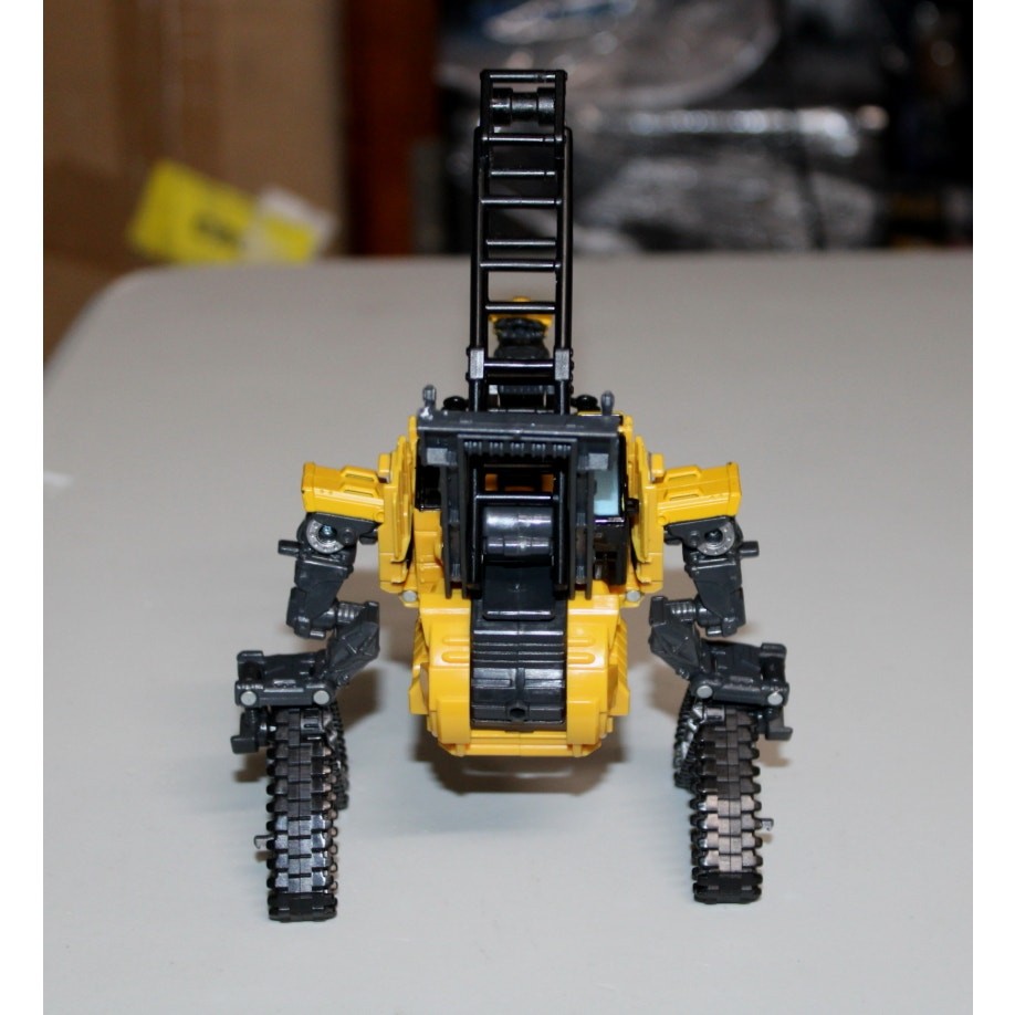 Transformers Hightower Studio Series 47 Constructicon Devastator Missing Claw