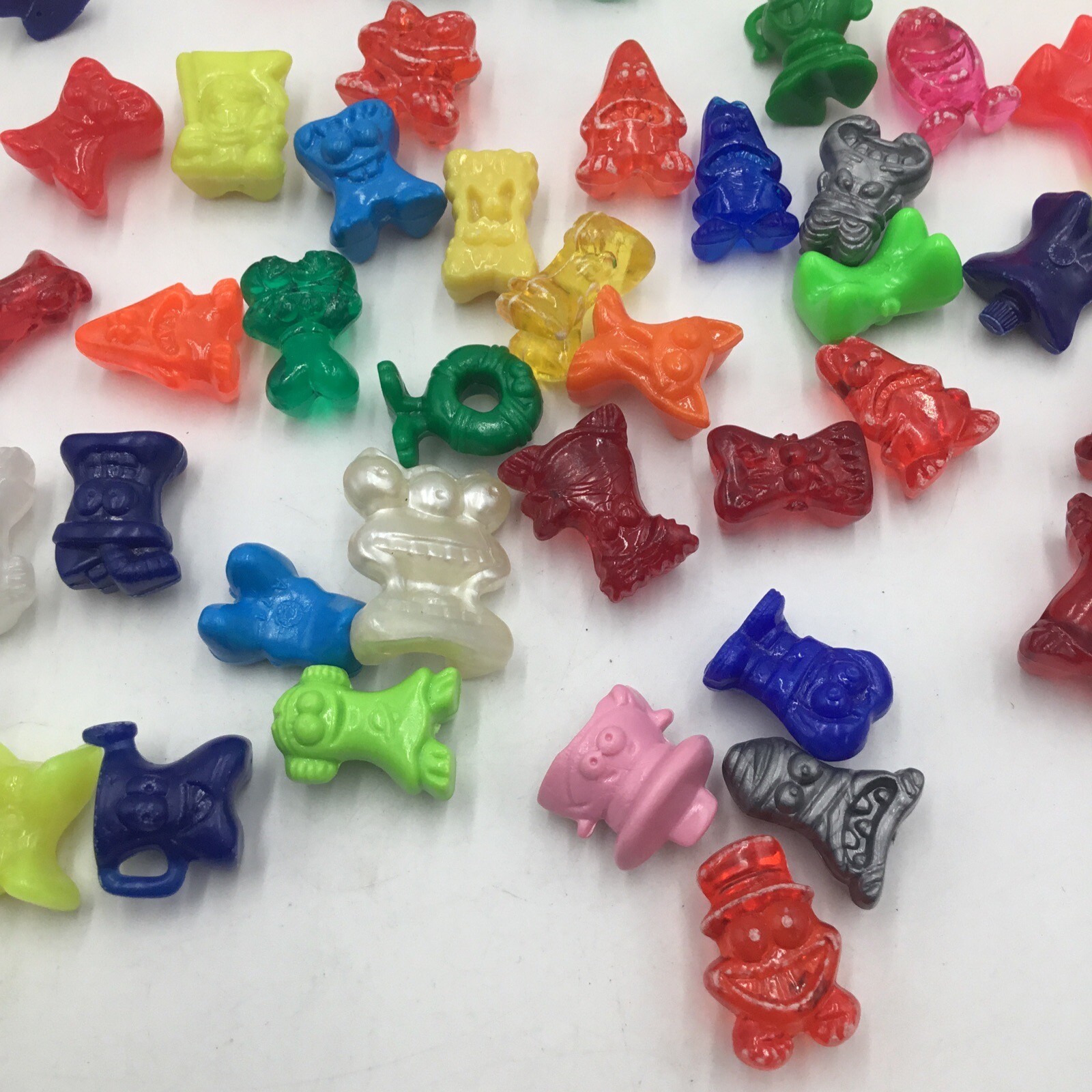 GoGo Crazy Bones Plastic Figures by Magic Box Int 54 Figures