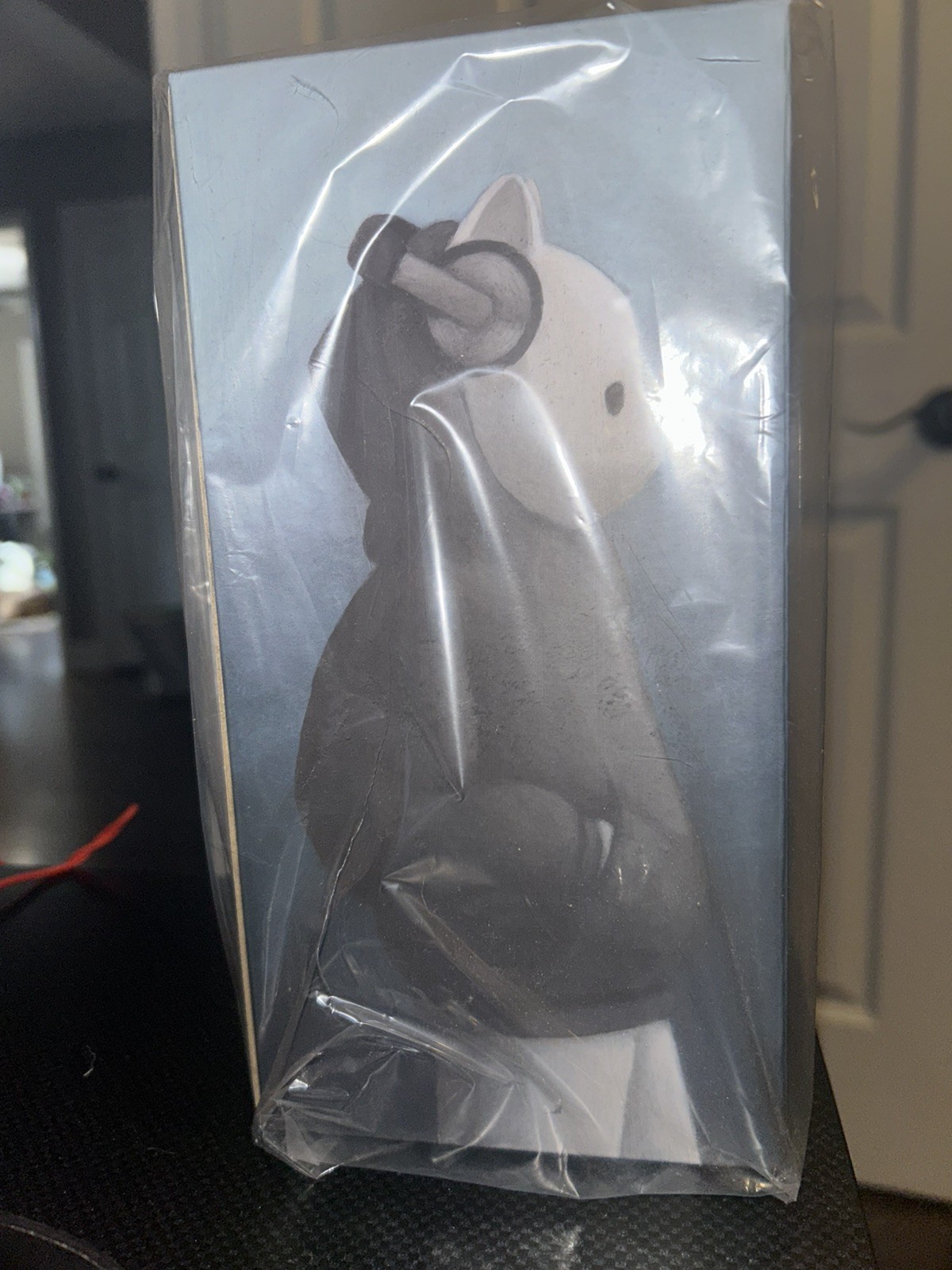Luke Chueh Limited Edition Low Fidelity 7&Prime; White Bear Vinyl Art Figure Unopened