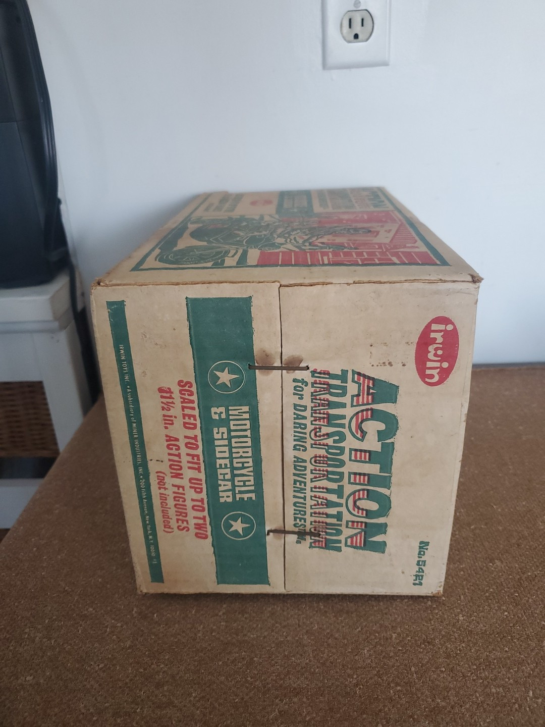 IRWIN ACTION TRANSPORTATION GREEN MOTORCYCLE AND SIDECAR ORIGINAL BOX ONLY