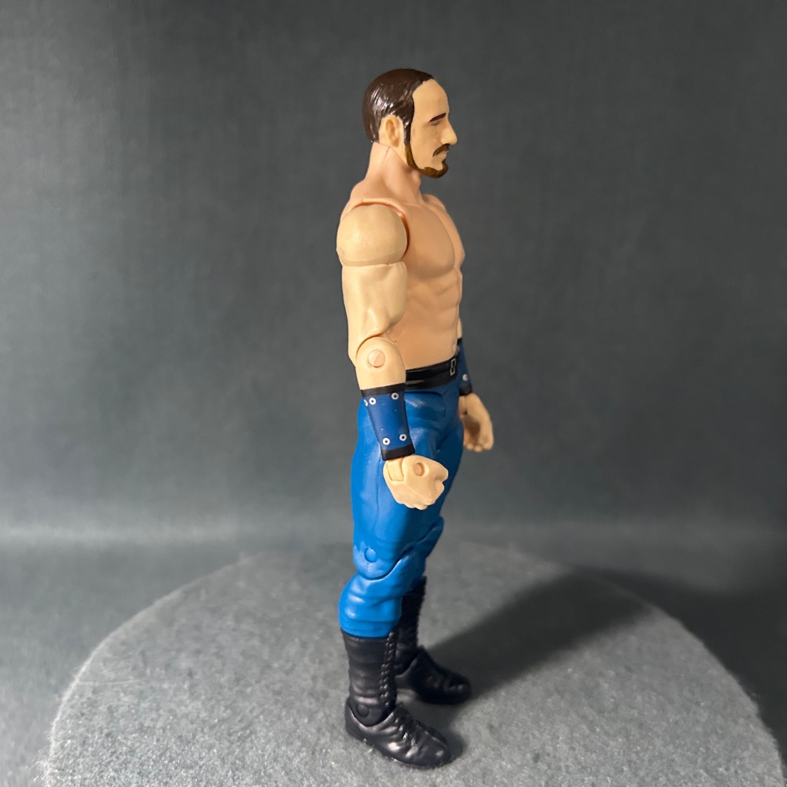 WWE Basic Series Battle Packs NXT Aiden English Wrestling Action Figure Mattel