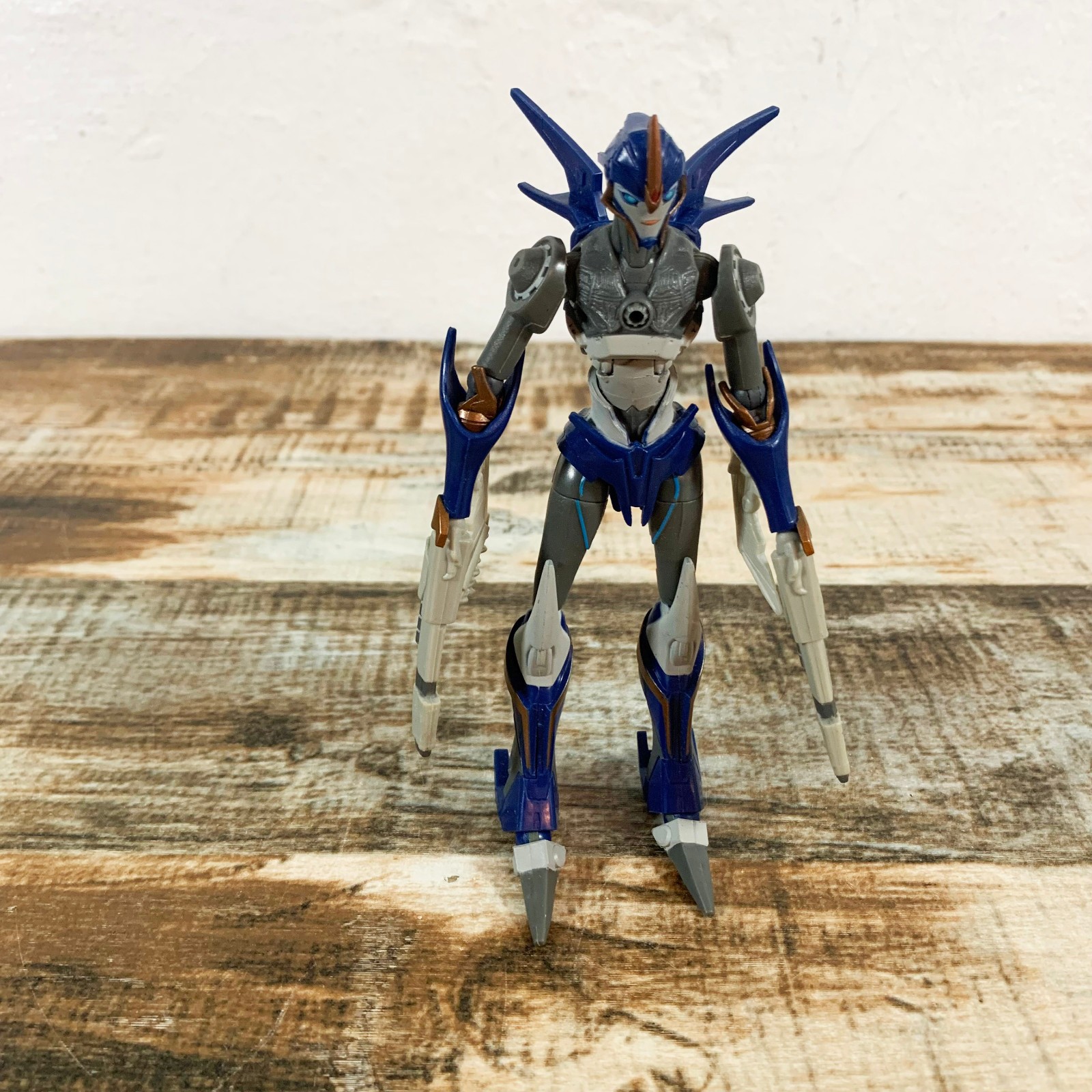 Transformers R.E.D. Series Prime Universe ARCEE